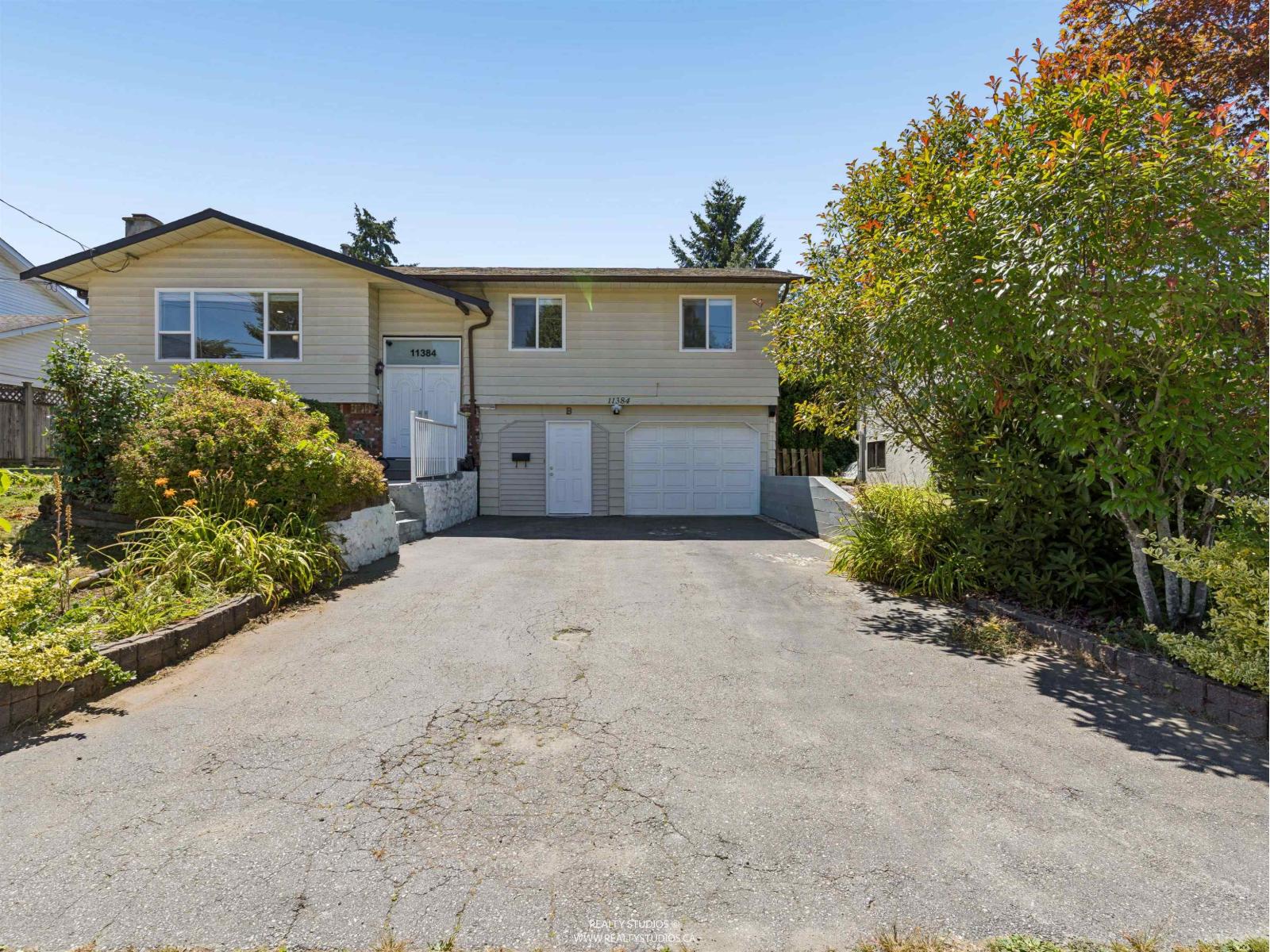 11384 86a Avenue, Delta, British Columbia  V4C 2Y8 - Photo 2 - R3153147