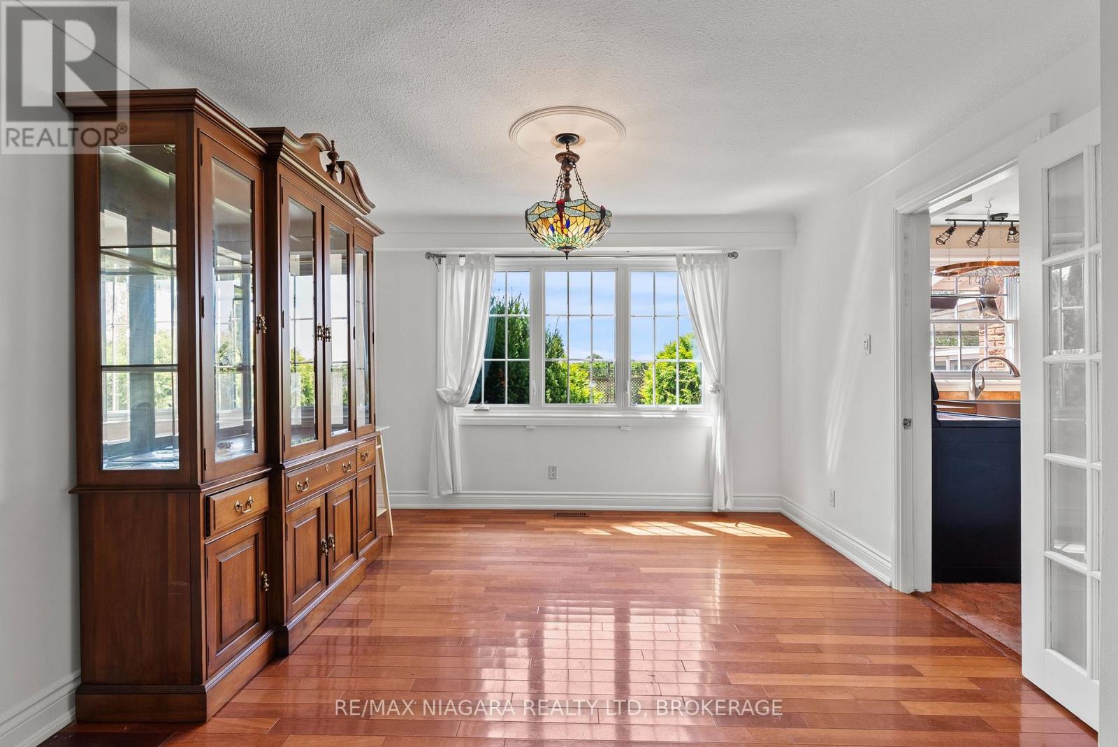 21 Garrison Village Drive, Niagara-On-The-Lake, Ontario  L0S 1J0 - Photo 11 - X13644454