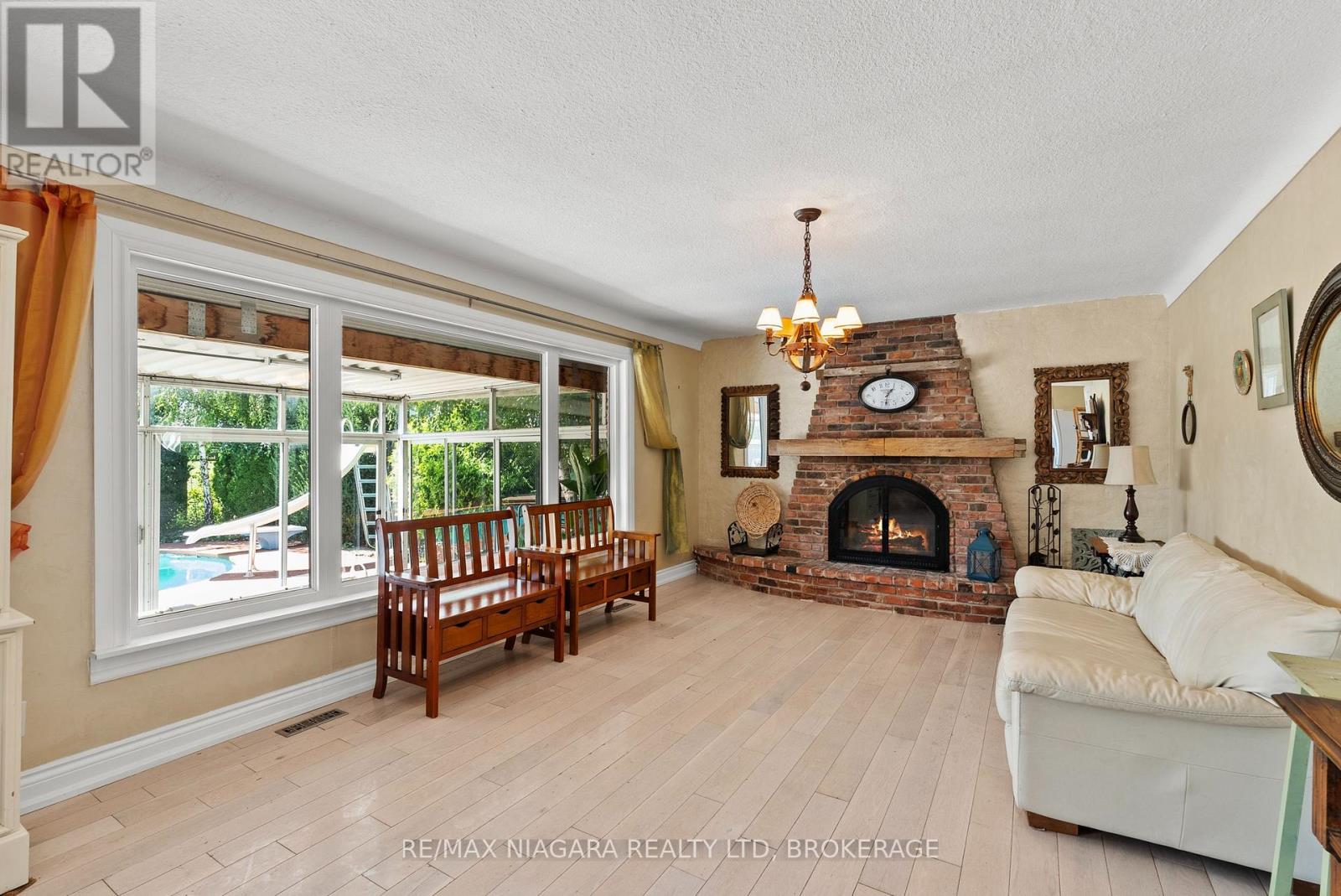 21 Garrison Village Drive, Niagara-On-The-Lake, Ontario  L0S 1J0 - Photo 19 - X13644454