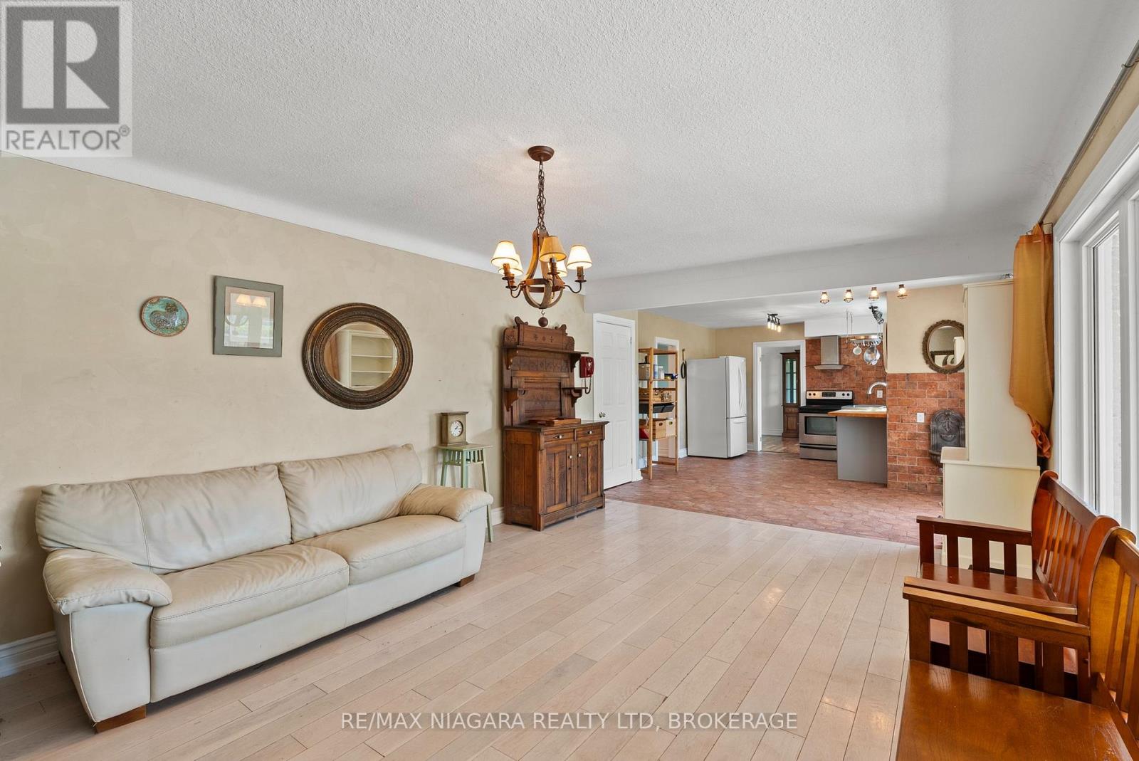 21 Garrison Village Drive, Niagara-On-The-Lake, Ontario  L0S 1J0 - Photo 20 - X13644454