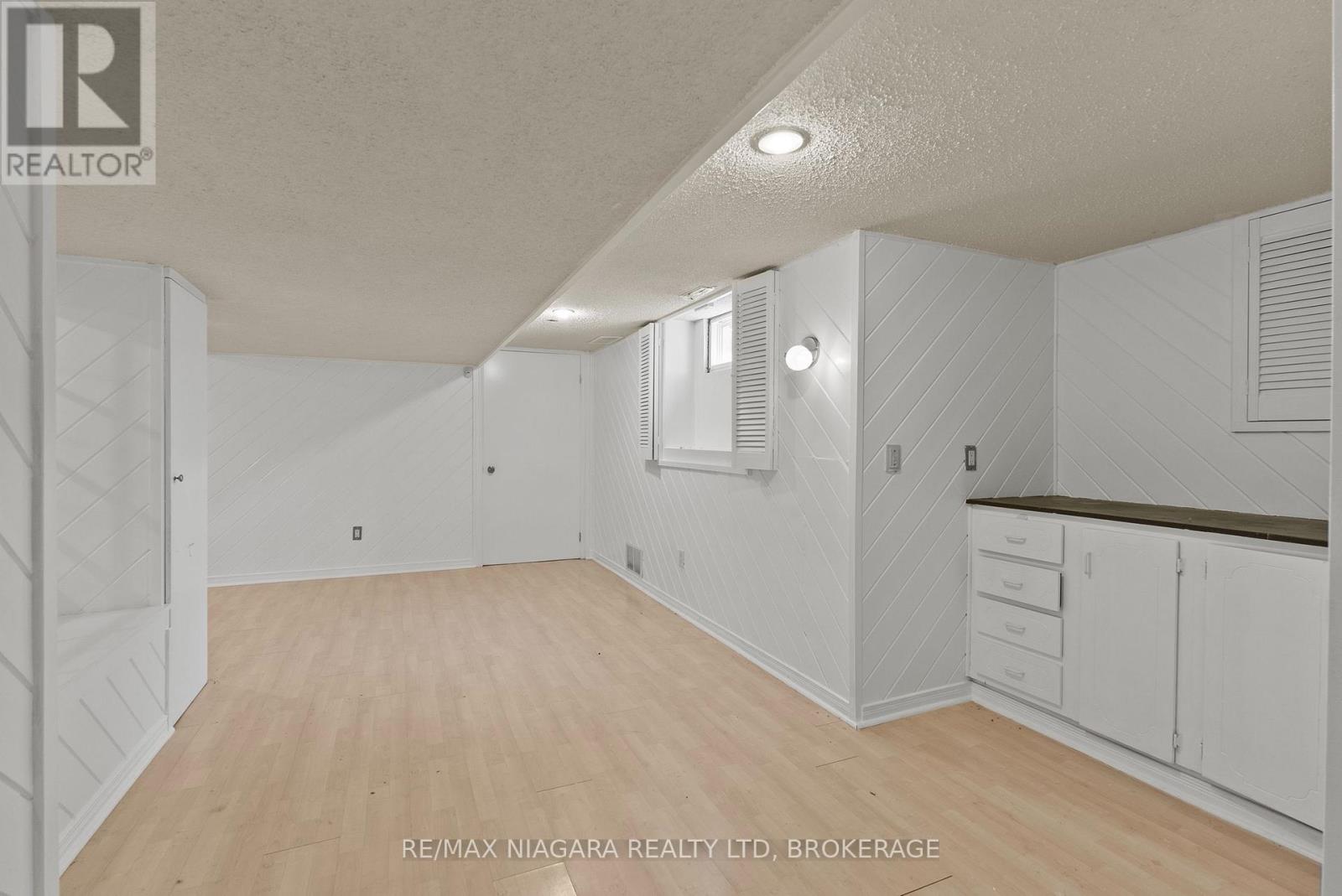 21 Garrison Village Drive, Niagara-On-The-Lake, Ontario  L0S 1J0 - Photo 33 - X13644454