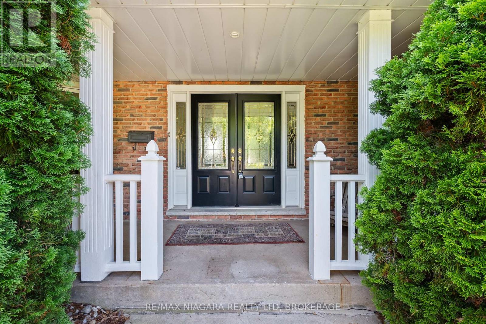 21 Garrison Village Drive, Niagara-On-The-Lake, Ontario  L0S 1J0 - Photo 5 - X13644454