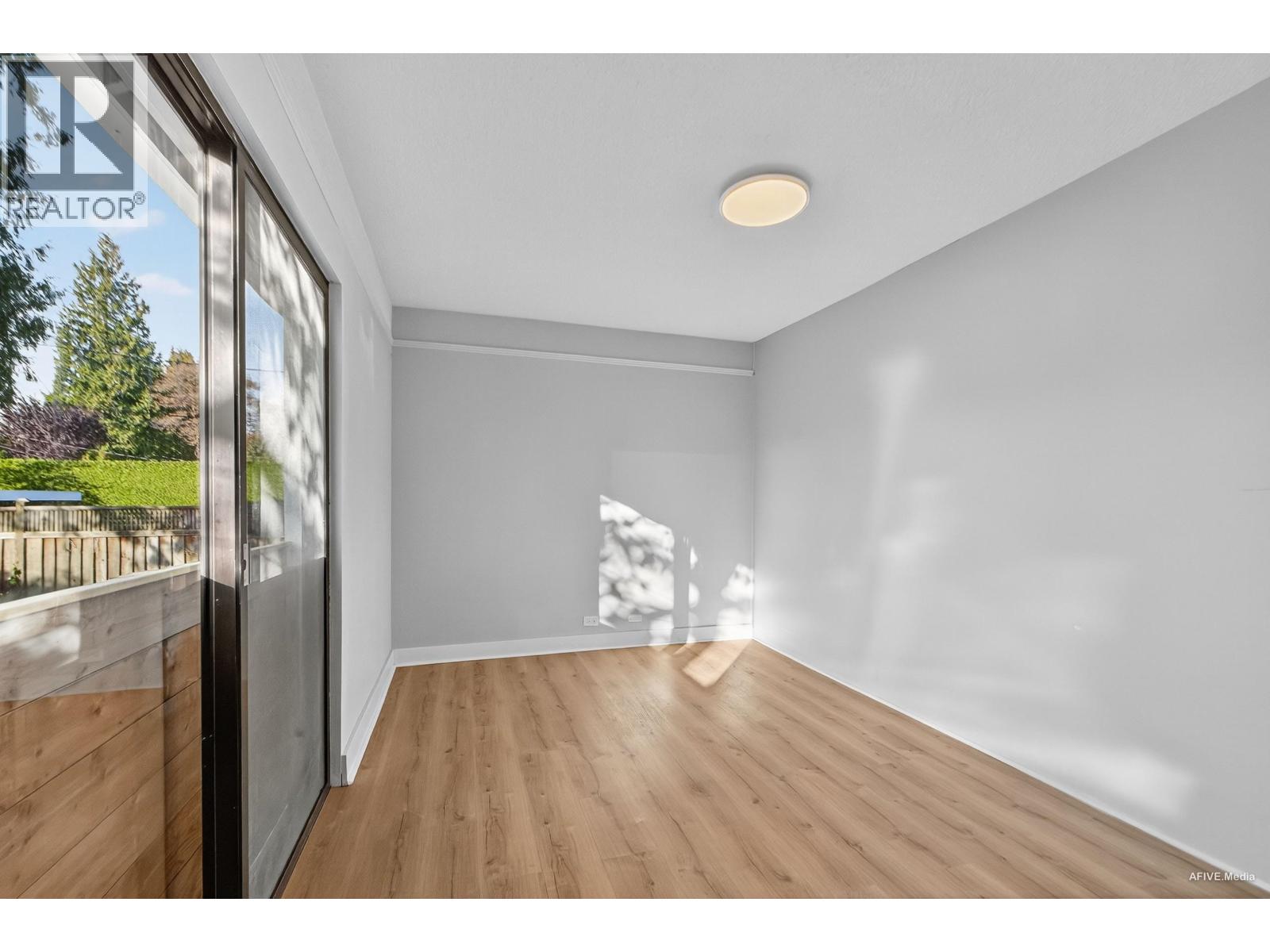 7561 Angus Drive, Vancouver, British Columbia  V6P 5K1 - Photo 19 - R3153455