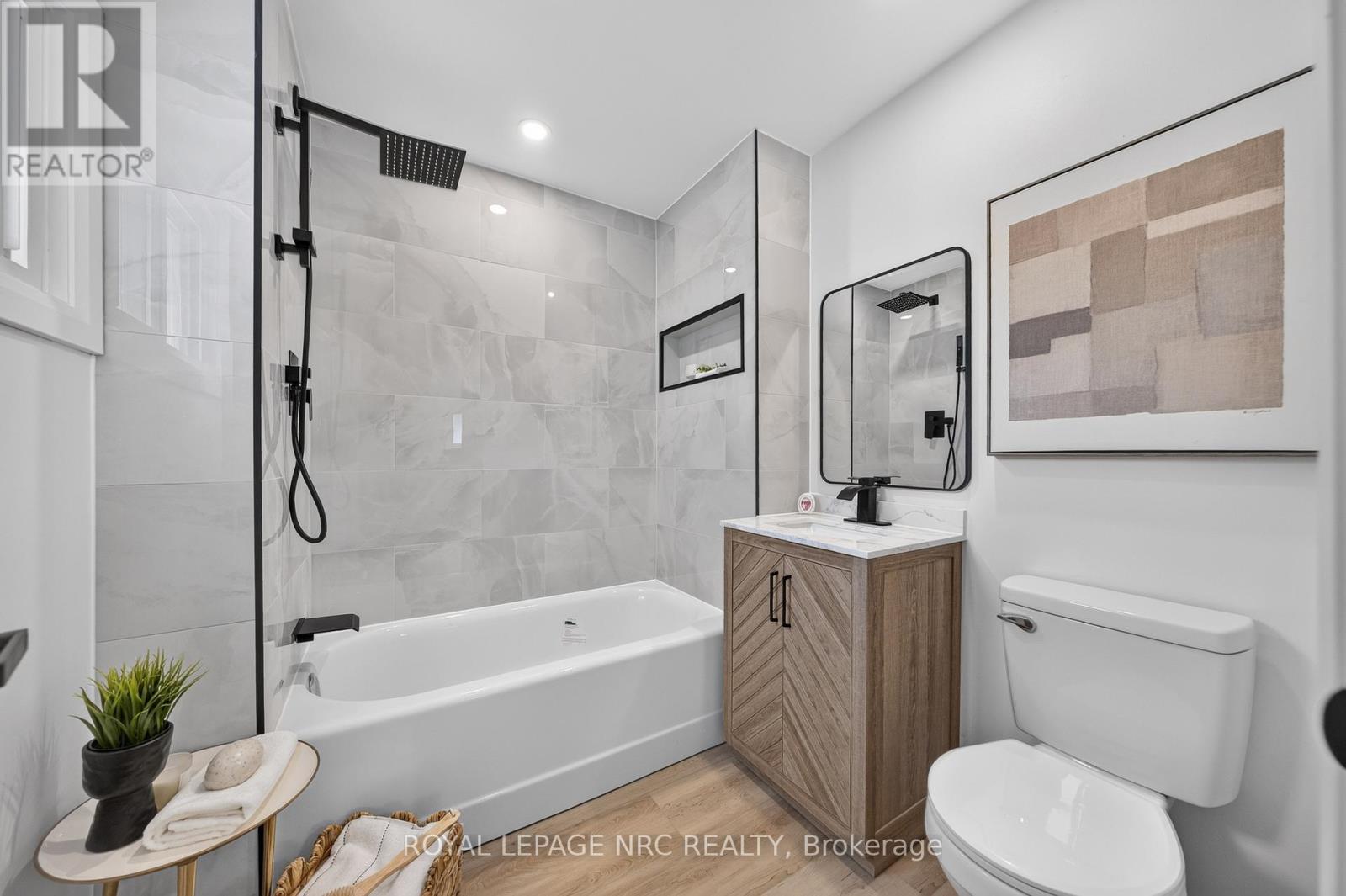 51 Queen Street S, Thorold, Ontario L2V 3N2 - Photo 30 - X13647544