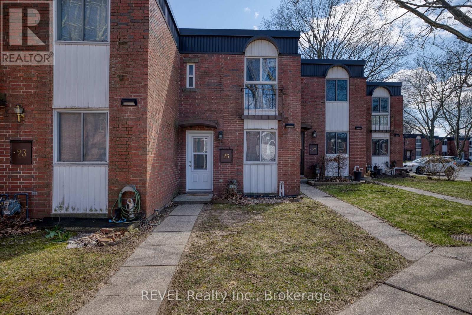 25 - 6476 HUGGINS STREET, Niagara Falls, Ontario