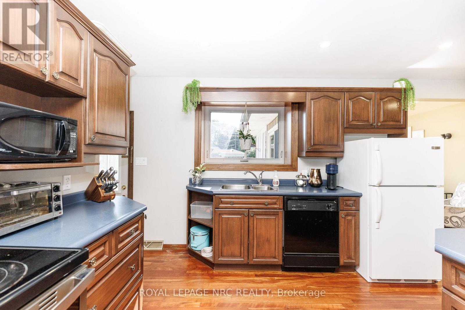85 Regent Drive, St. Catharines, Ontario  L2M 3L9 - Photo 12 - X13647592