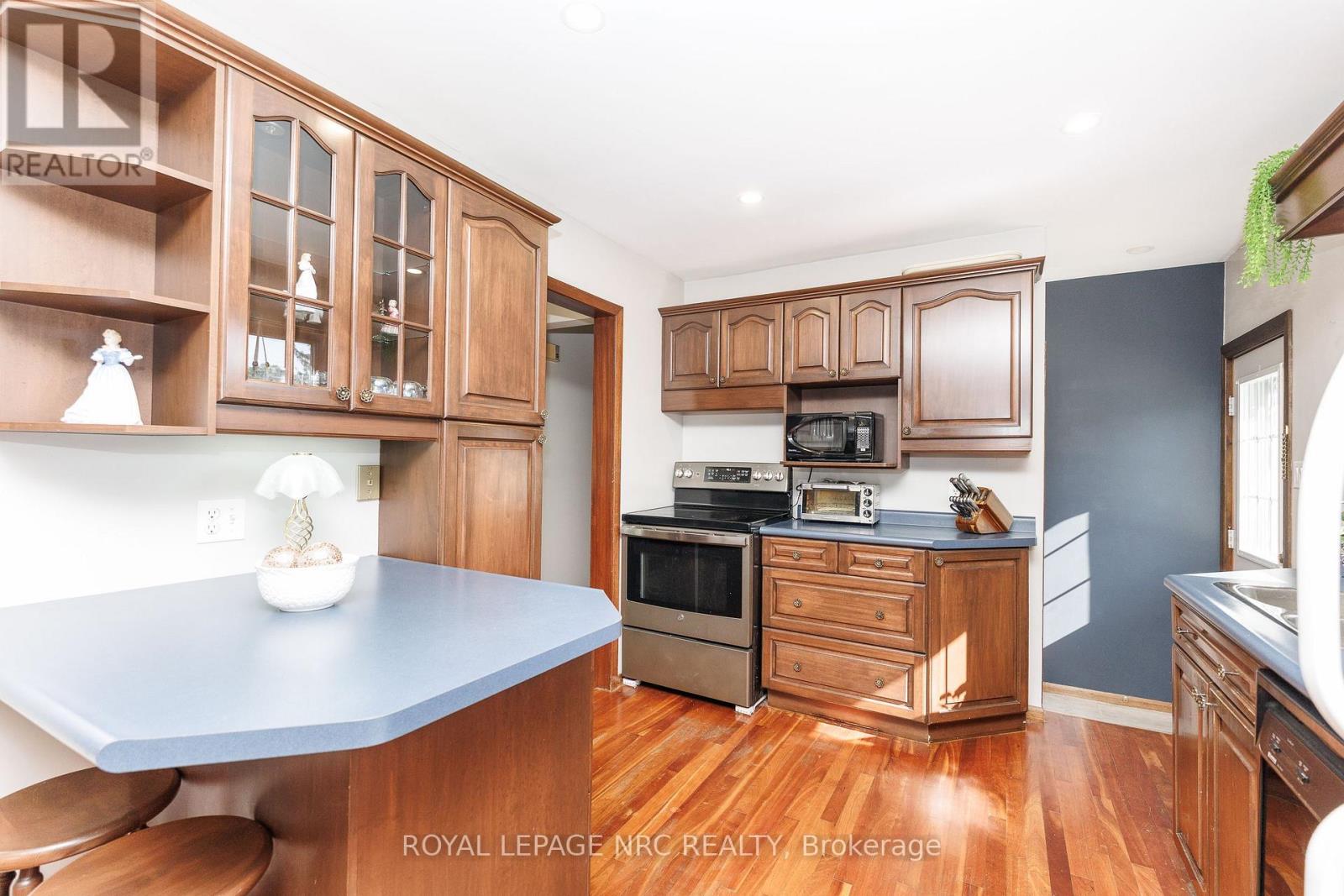 85 Regent Drive, St. Catharines, Ontario  L2M 3L9 - Photo 14 - X13647592