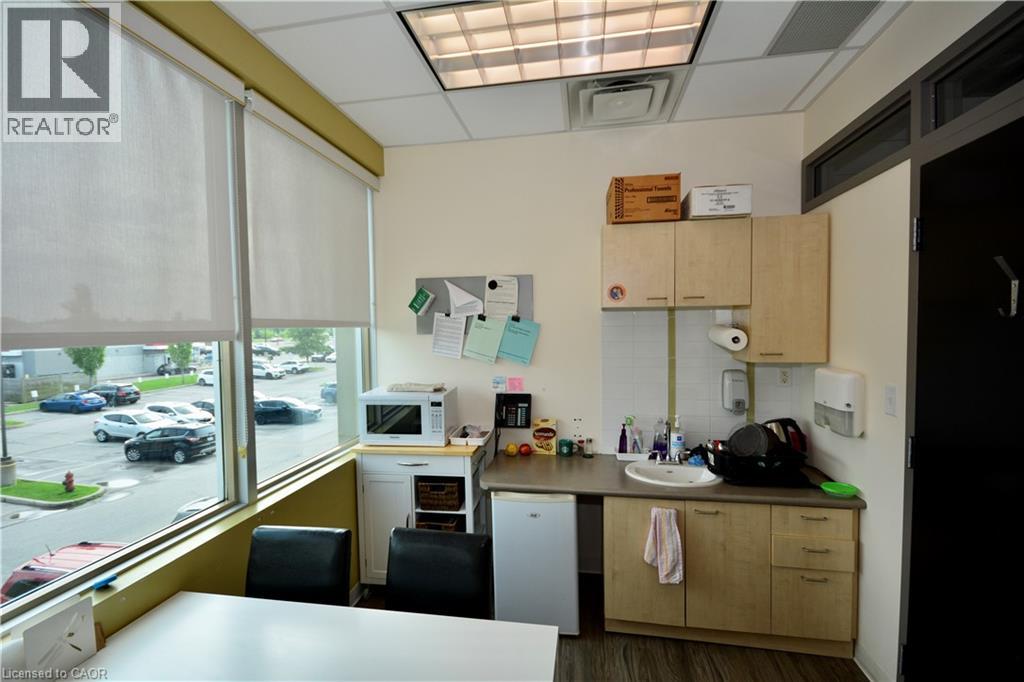 325 Winterberry Drive Unit# 204, Stoney Creek, Ontario L8J 0B6 - Photo 9 - 40848618