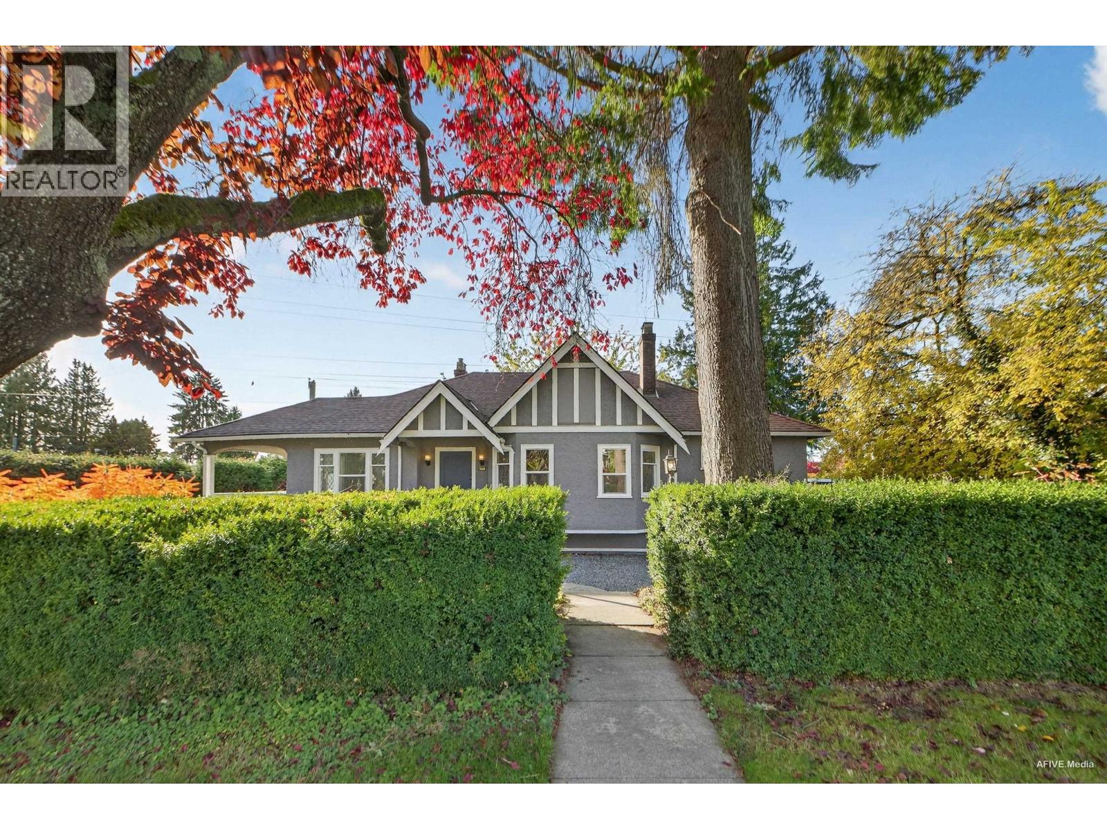 7561 Angus Drive, Vancouver, British Columbia  V6P 5K1 - Photo 1 - R3153455