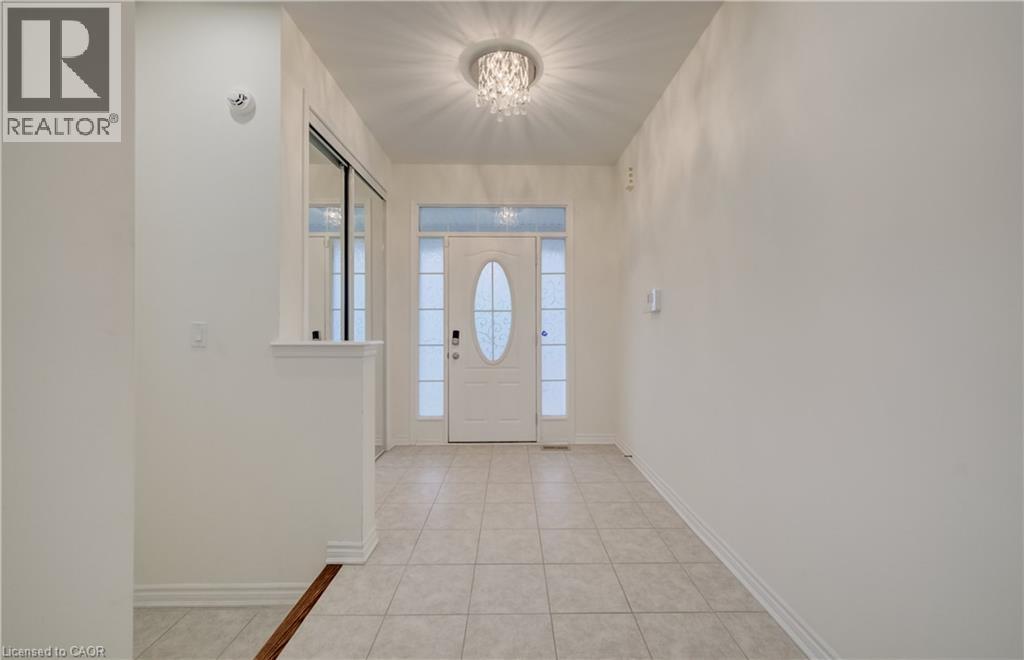 52 Pointer Street, Cambridge, Ontario N3E 0B4 - Photo 5 - 40852599