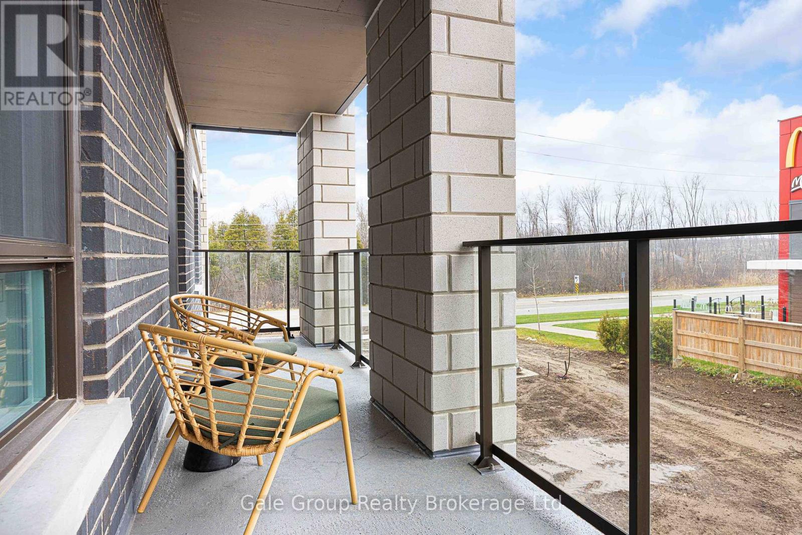 215 - 425 Watson Parkway N, Guelph, Ontario N1E 7K5 - Photo 31 - X13647626
