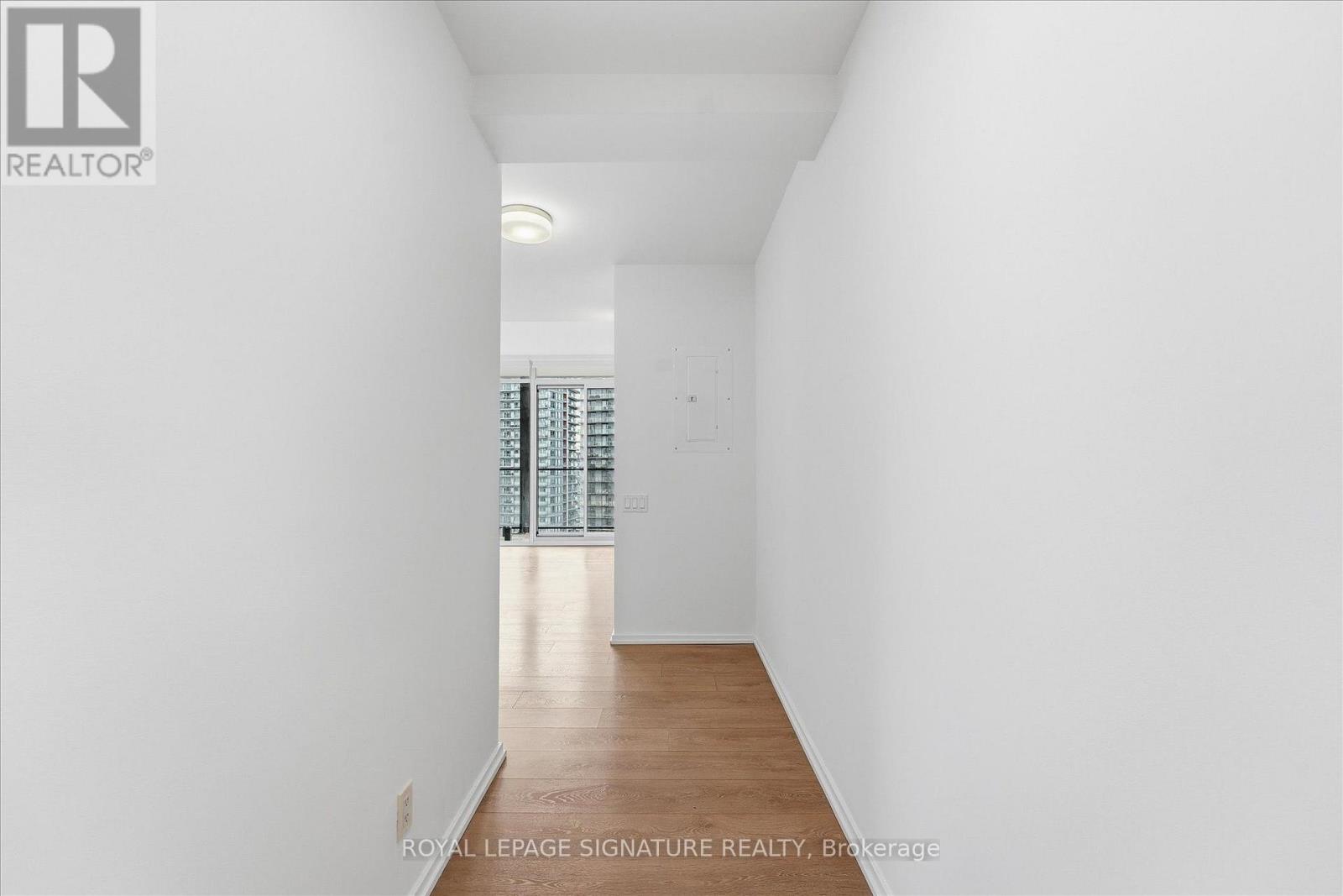3012 - 125 Peter Street, Toronto, Ontario  M5V 0M2 - Photo 2 - C13647508