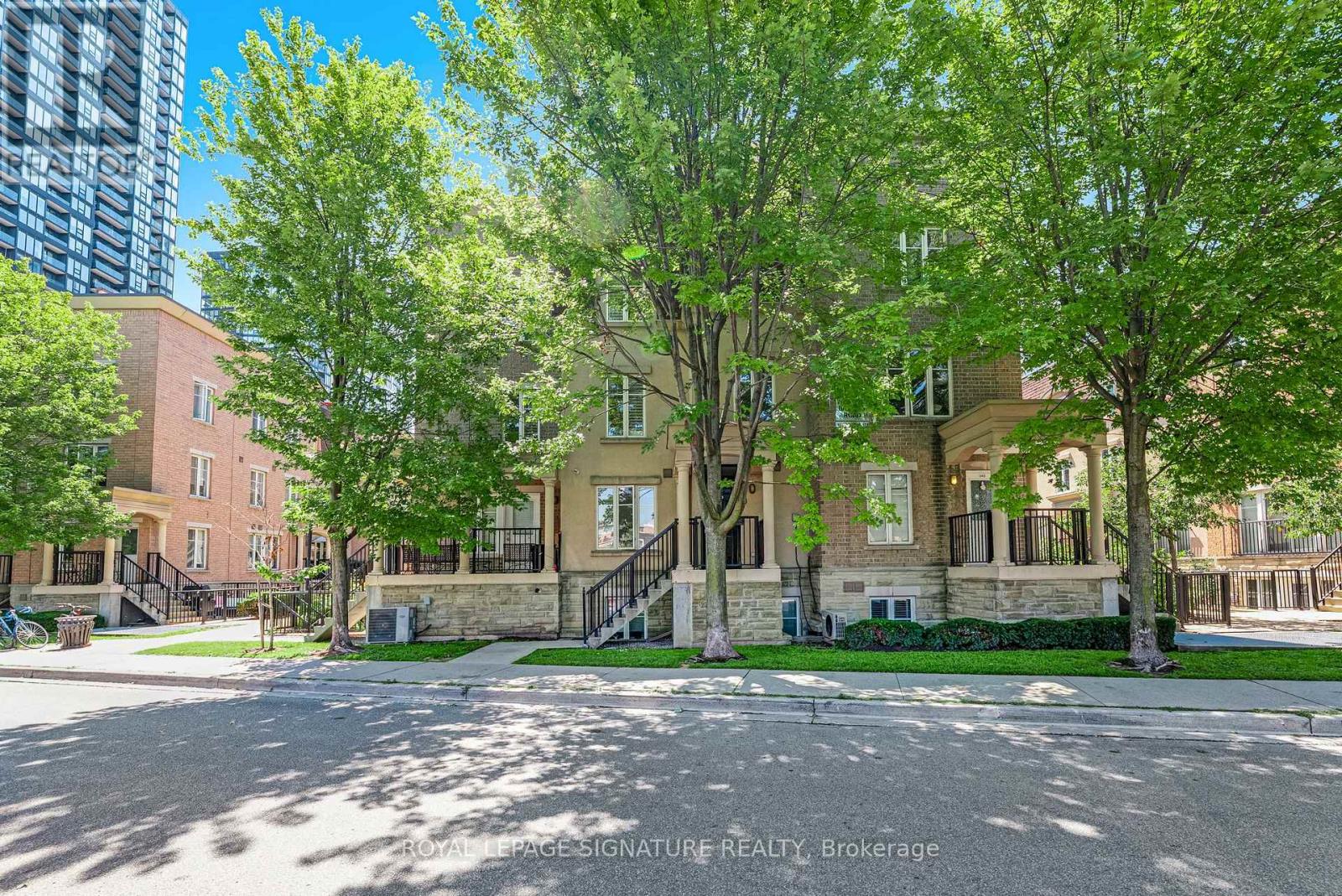 343 - 30 WESTERN BATTERY ROAD, Toronto, Ontario