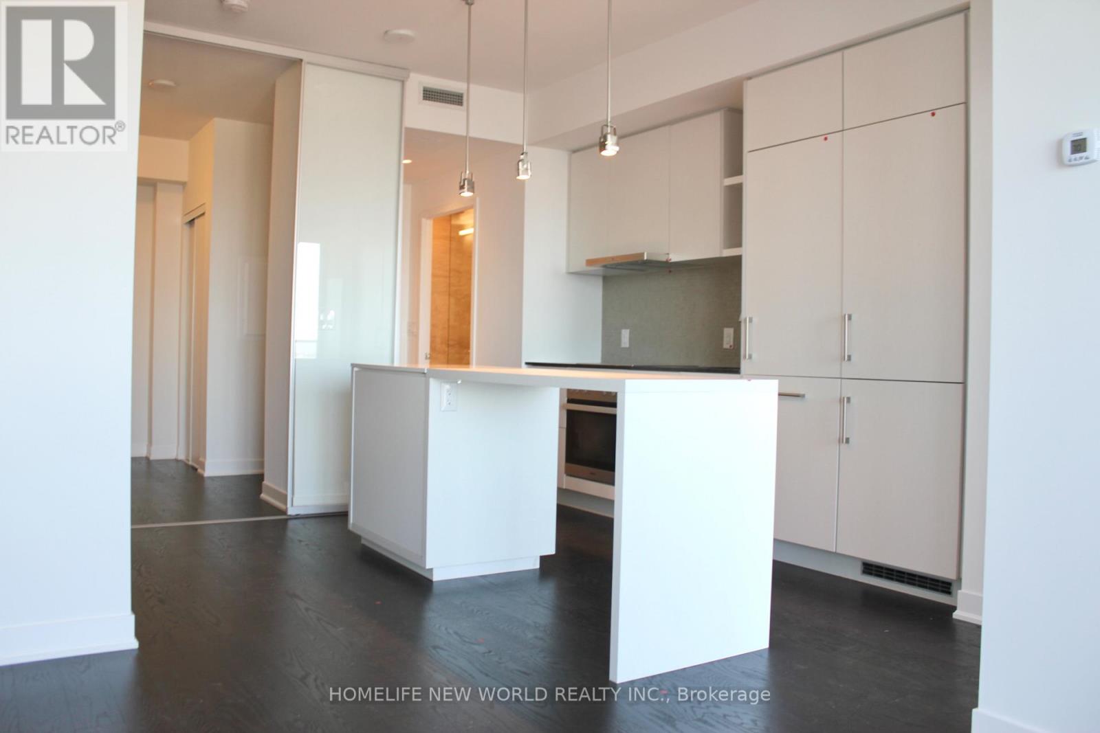 6806 - 88 Harbour Street, Toronto, Ontario  M5J 0C3 - Photo 17 - C13647564