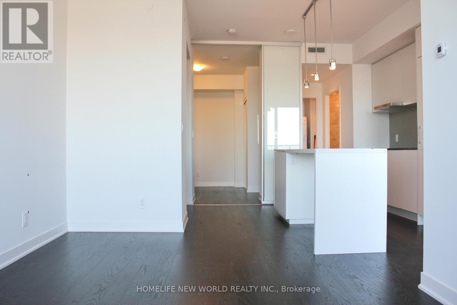 6806 - 88 Harbour Street, Toronto, Ontario  M5J 0C3 - Photo 18 - C13647564