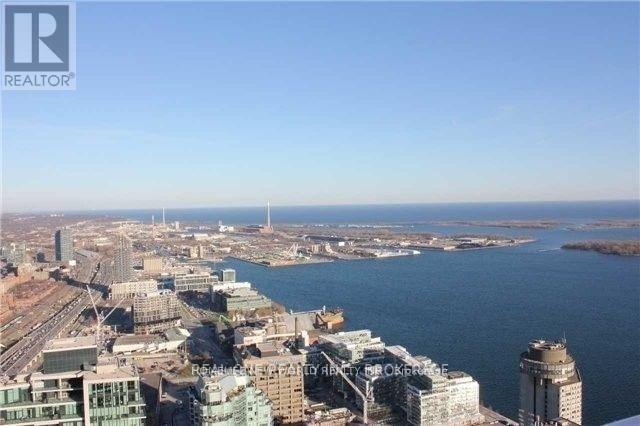 6806 - 88 Harbour Street, Toronto, Ontario  M5J 0C3 - Photo 2 - C13647564