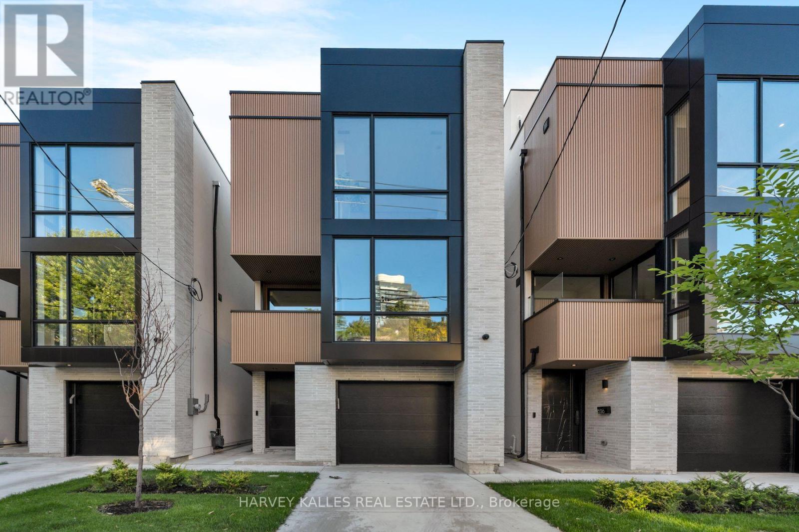 534 DUPLEX AVENUE, Toronto, Ontario