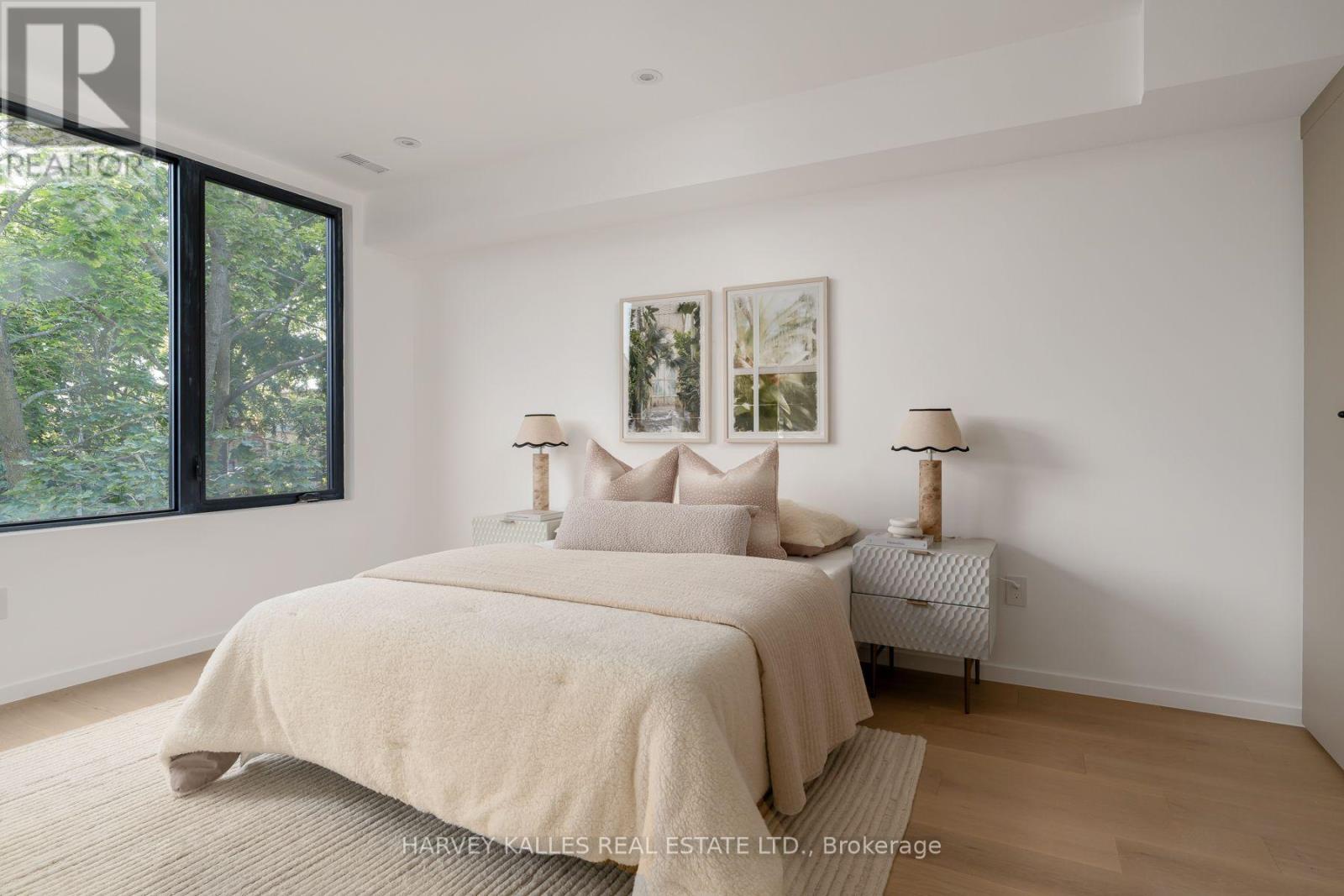 534 Duplex Avenue, Toronto, Ontario  M4R 1E6 - Photo 10 - C13647600