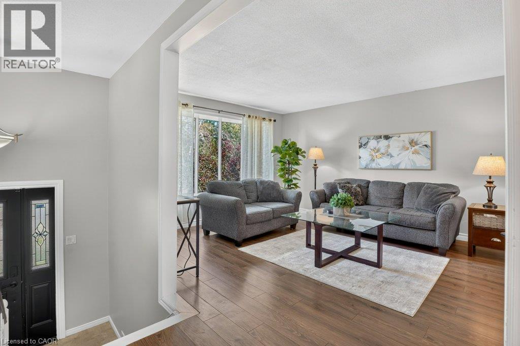 11 Graywood Court, Kitchener, Ontario  N2E 1W2 - Photo 6 - 40852263