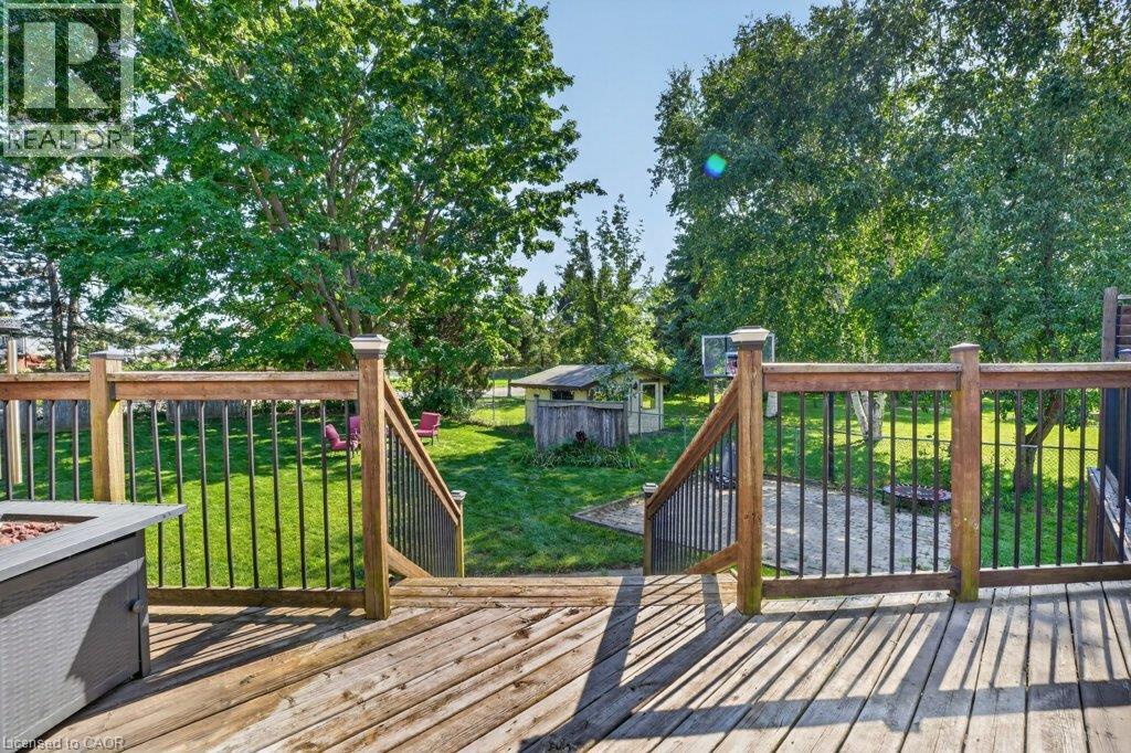 11 Graywood Court, Kitchener, Ontario  N2E 1W2 - Photo 40 - 40852263