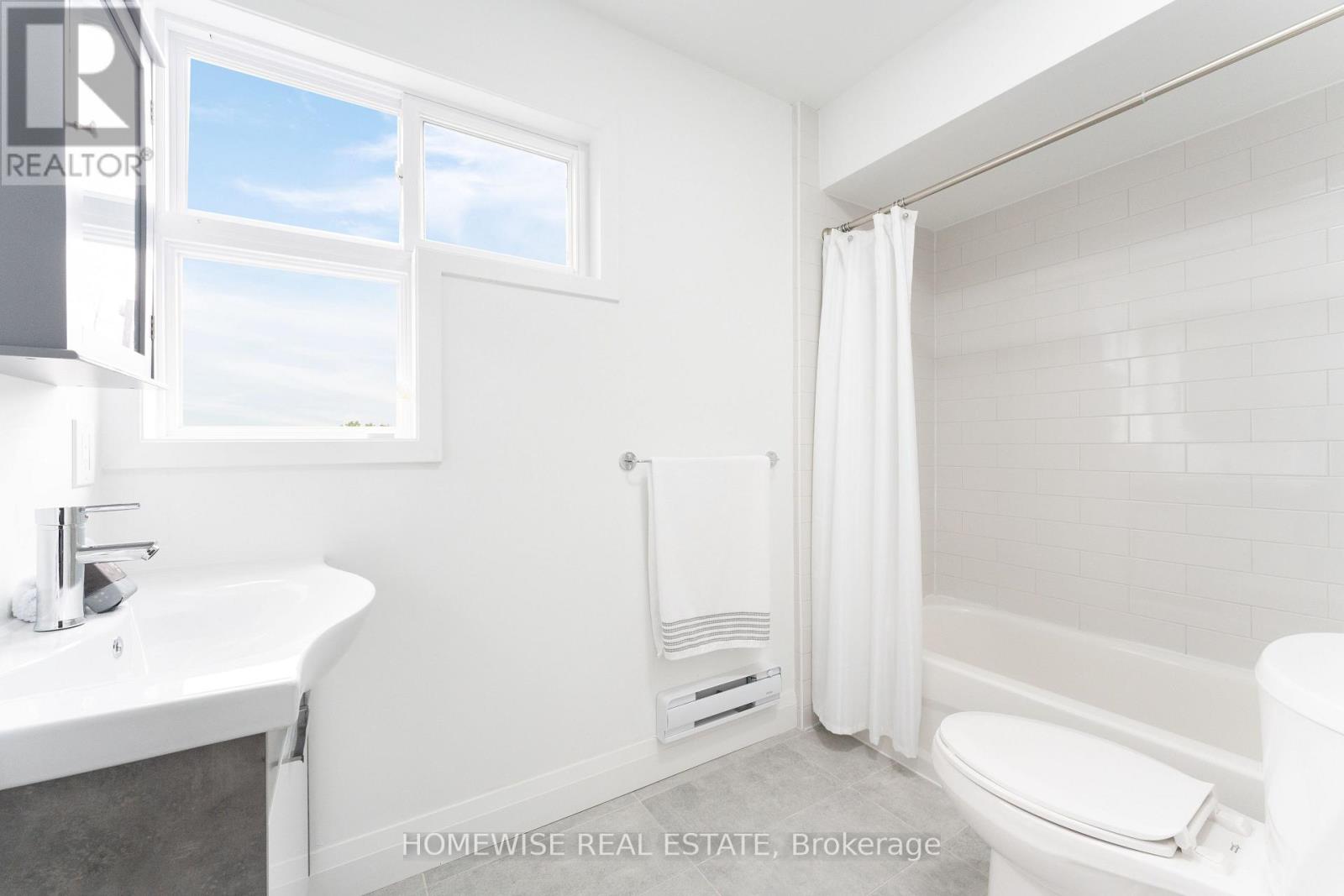 B17 - 240 Ormond Drive, Oshawa, Ontario  L1G 6T5 - Photo 23 - E13647482