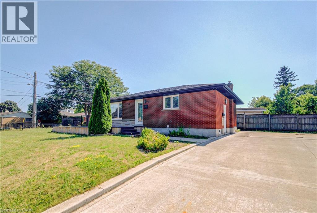 161 Kipling Avenue, Kitchener, Ontario  N2C 2B8 - Photo 2 - 40853968