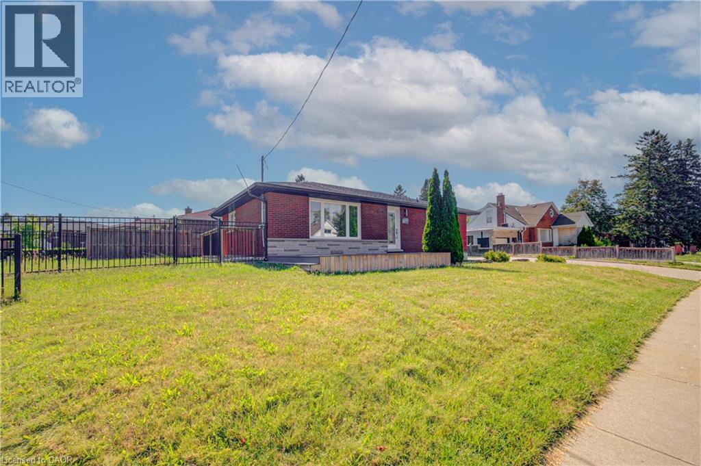 161 KIPLING Avenue, Kitchener, Ontario