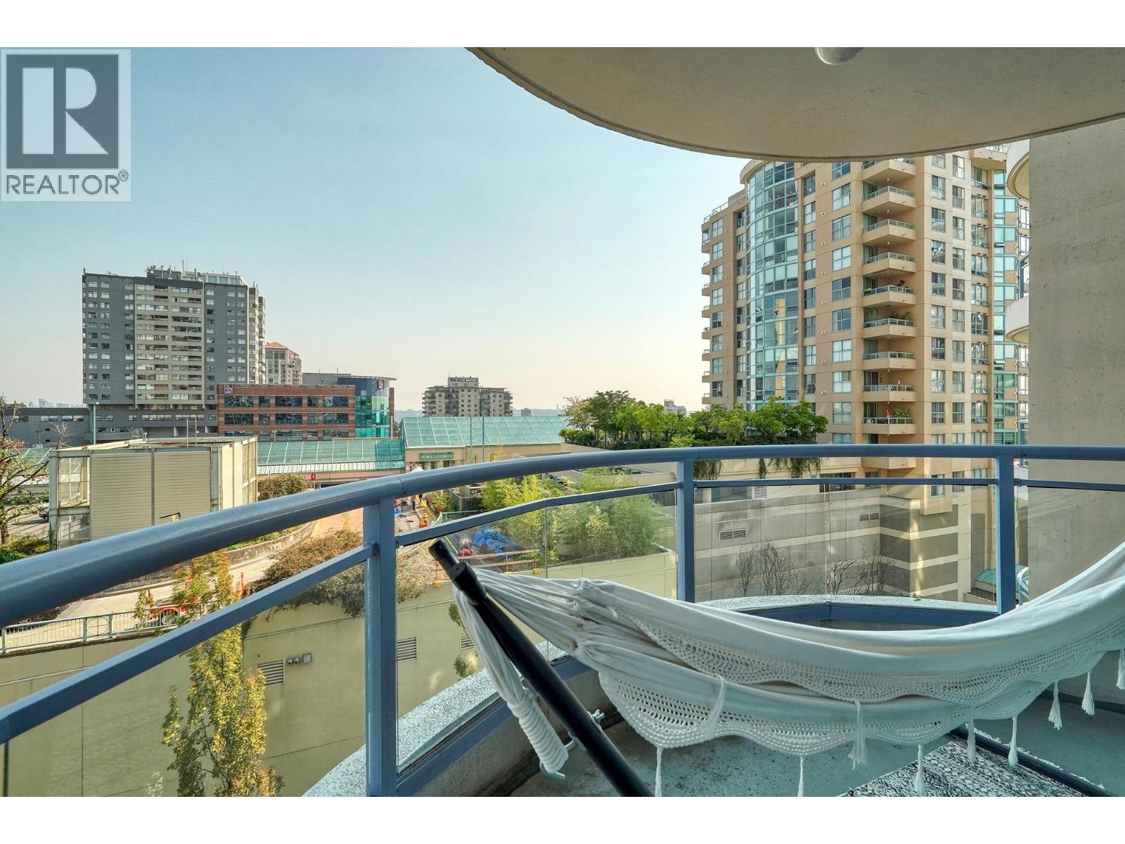 803 719 Princess Street, New Westminster, British Columbia V3M 6T9 - Photo 4 - R3153469