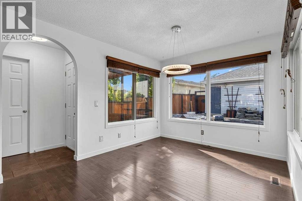 813 Prestwick Circle SE, Calgary, Alberta  T2Z 4Y8 - Photo 13 - A2333186