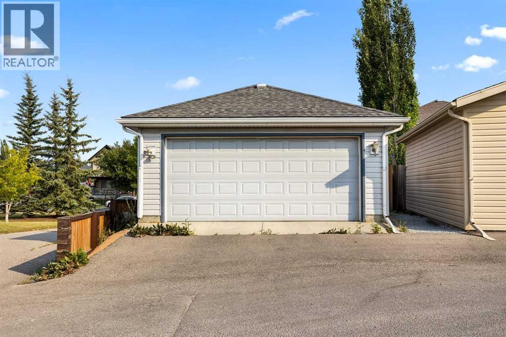 813 Prestwick Circle SE, Calgary, Alberta  T2Z 4Y8 - Photo 41 - A2333186