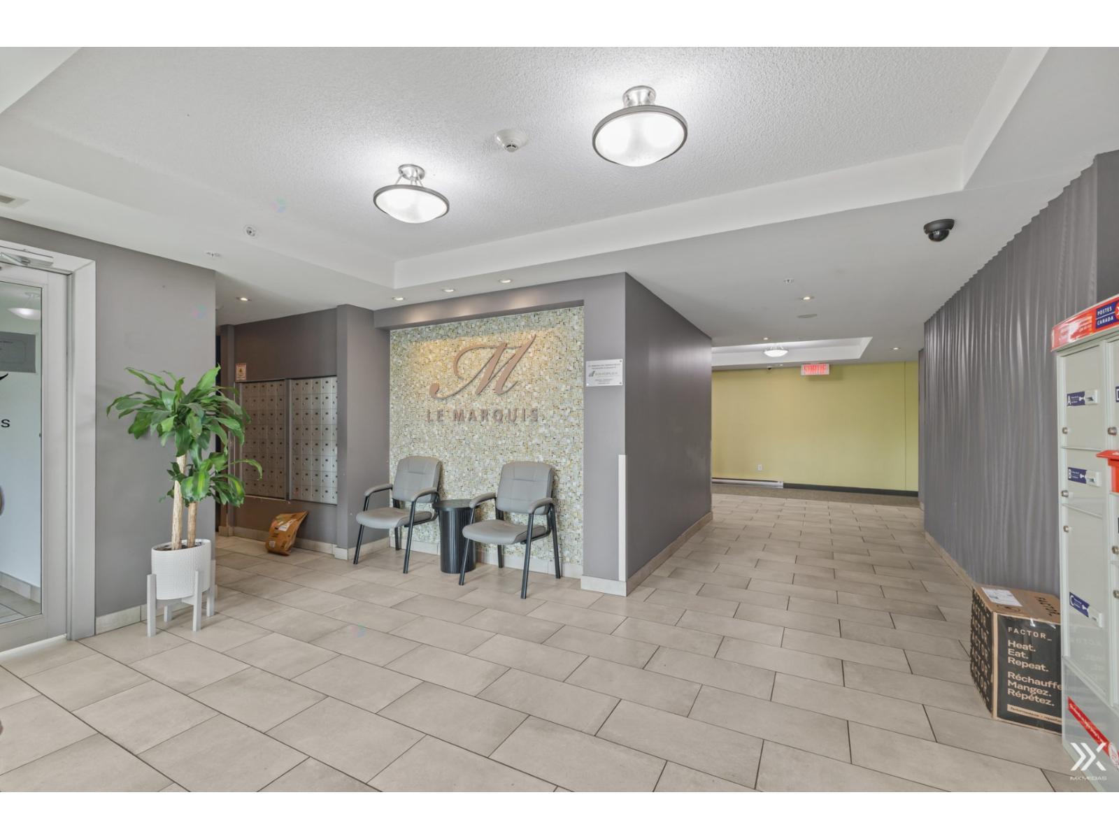 7620 Boul. Marie-Victorin|#809 Brossard Quebec Canada J4W1B2 2