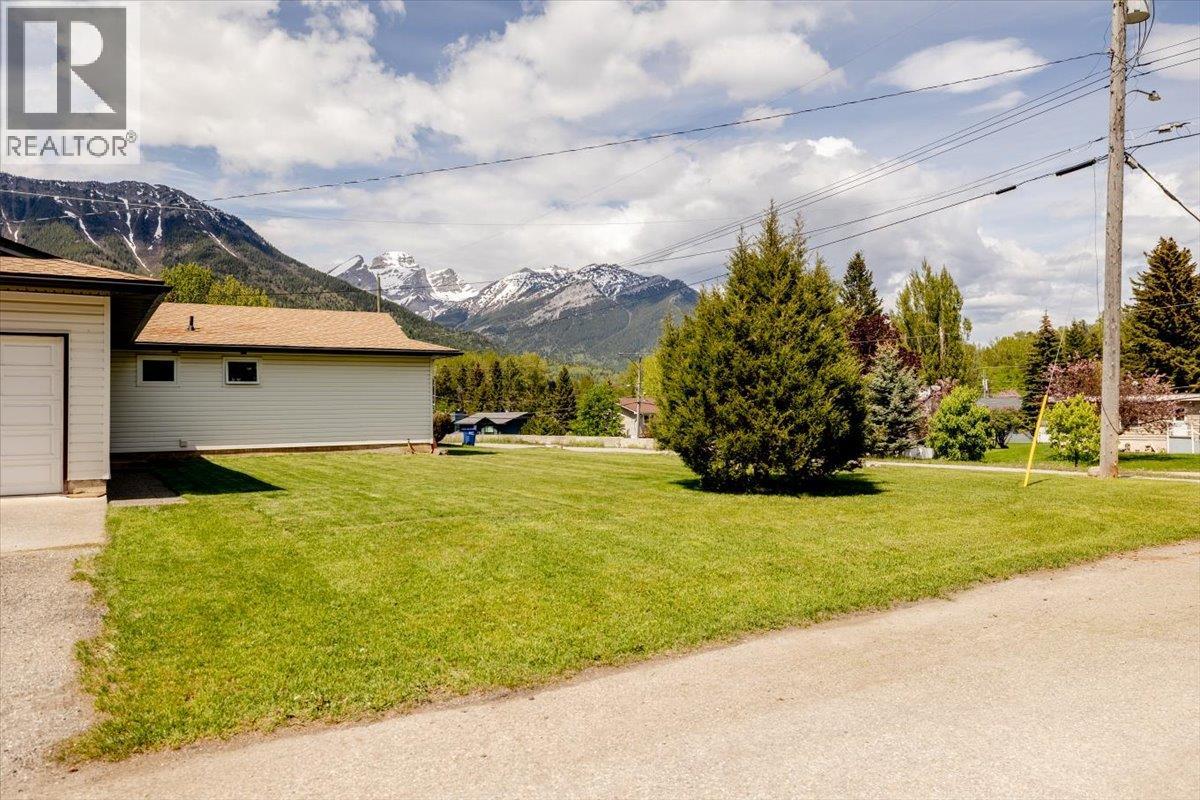 39 Elkview Drive, Fernie, British Columbia  V0B 1M3 - Photo 72 - 10397109
