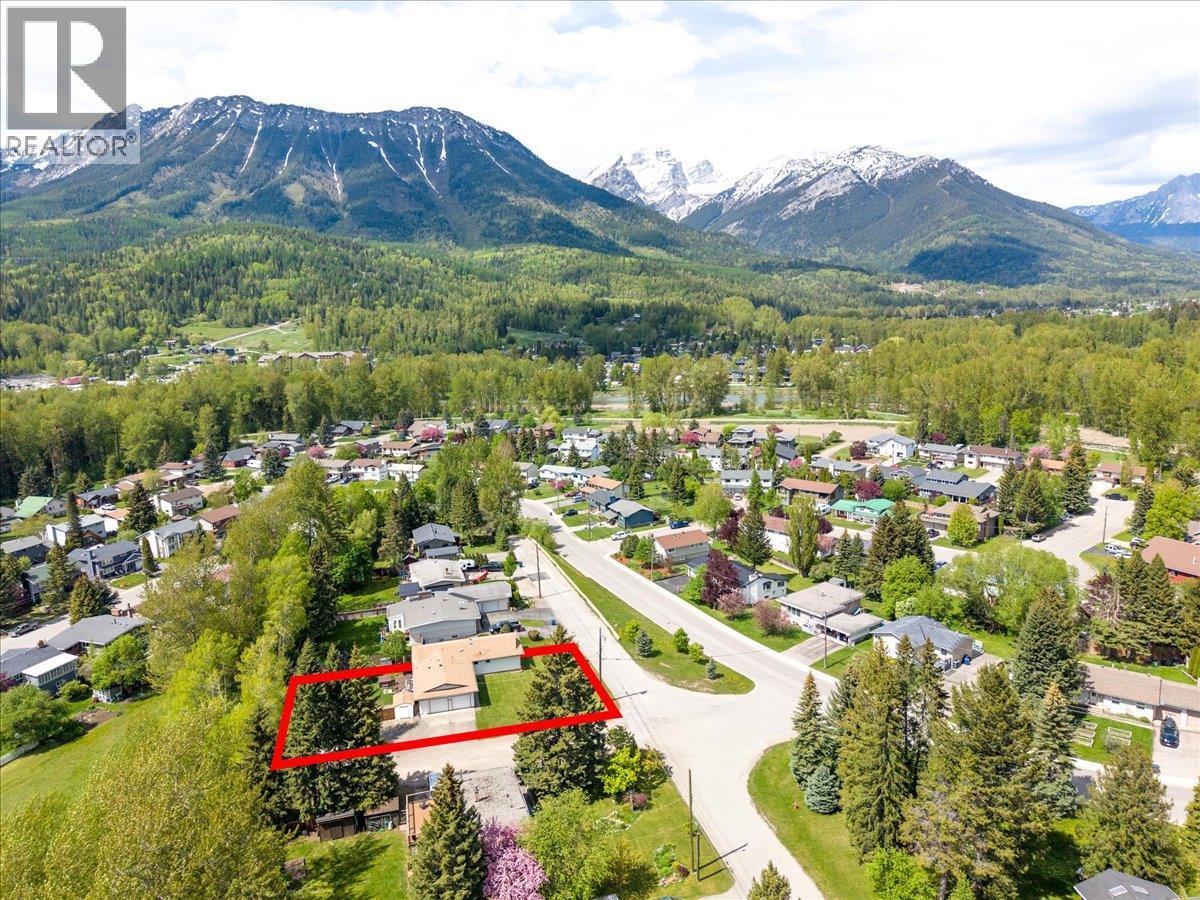 39 Elkview Drive, Fernie, British Columbia  V0B 1M3 - Photo 79 - 10397109