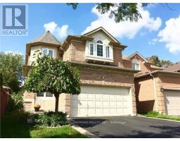 82 CANYON HILL AVENUE, Richmond Hill, Ontario