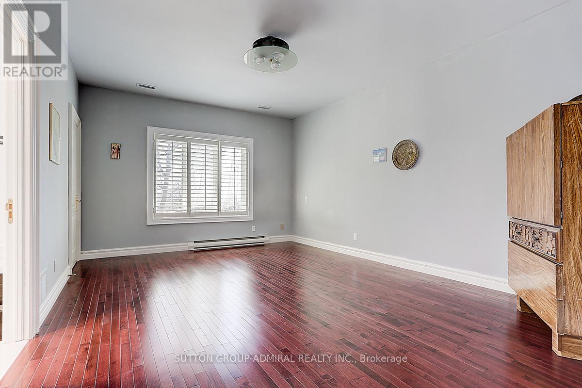206 Arnold Avenue, Vaughan, Ontario  L4J 1B9 - Photo 24 - N13647542