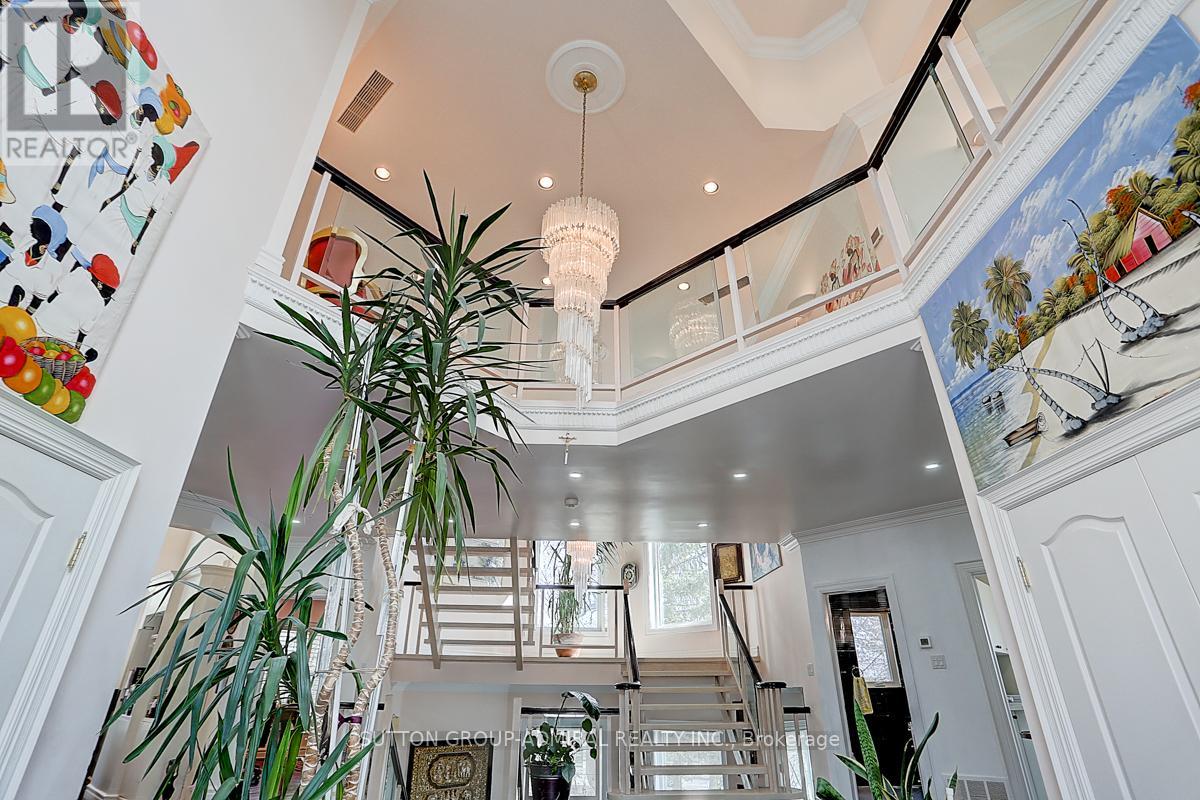 206 Arnold Avenue, Vaughan, Ontario  L4J 1B9 - Photo 9 - N13647542