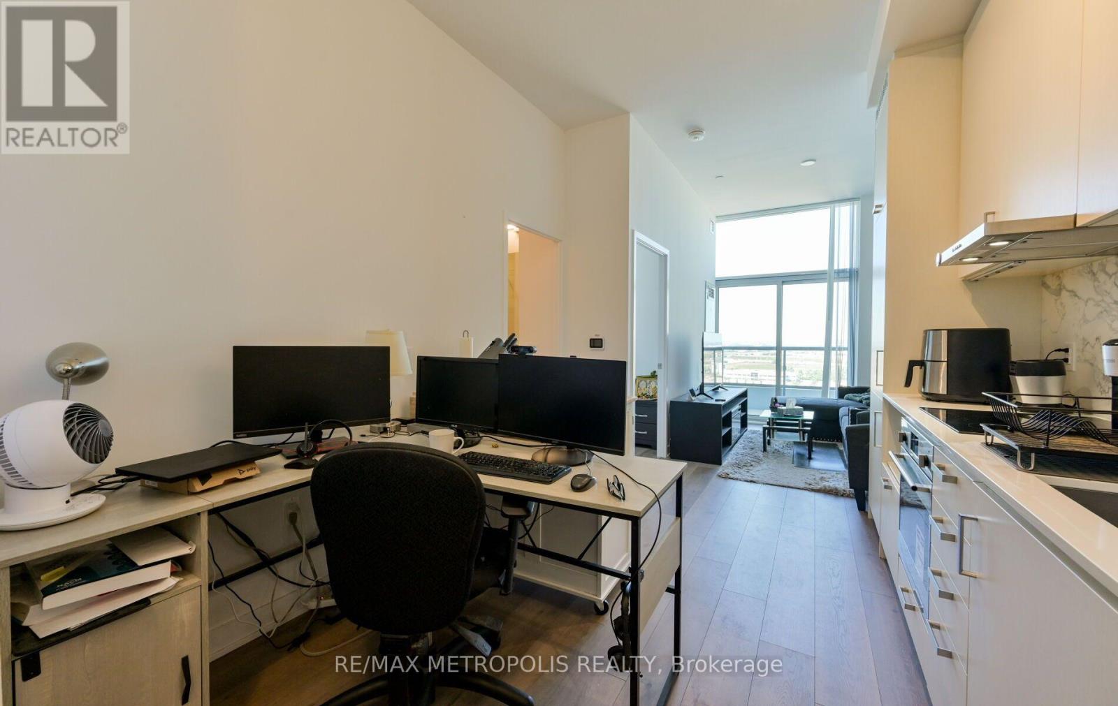 1601 - 60 Honeycrisp Crescent, Vaughan, Ontario  L4K 0N5 - Photo 16 - N13647572