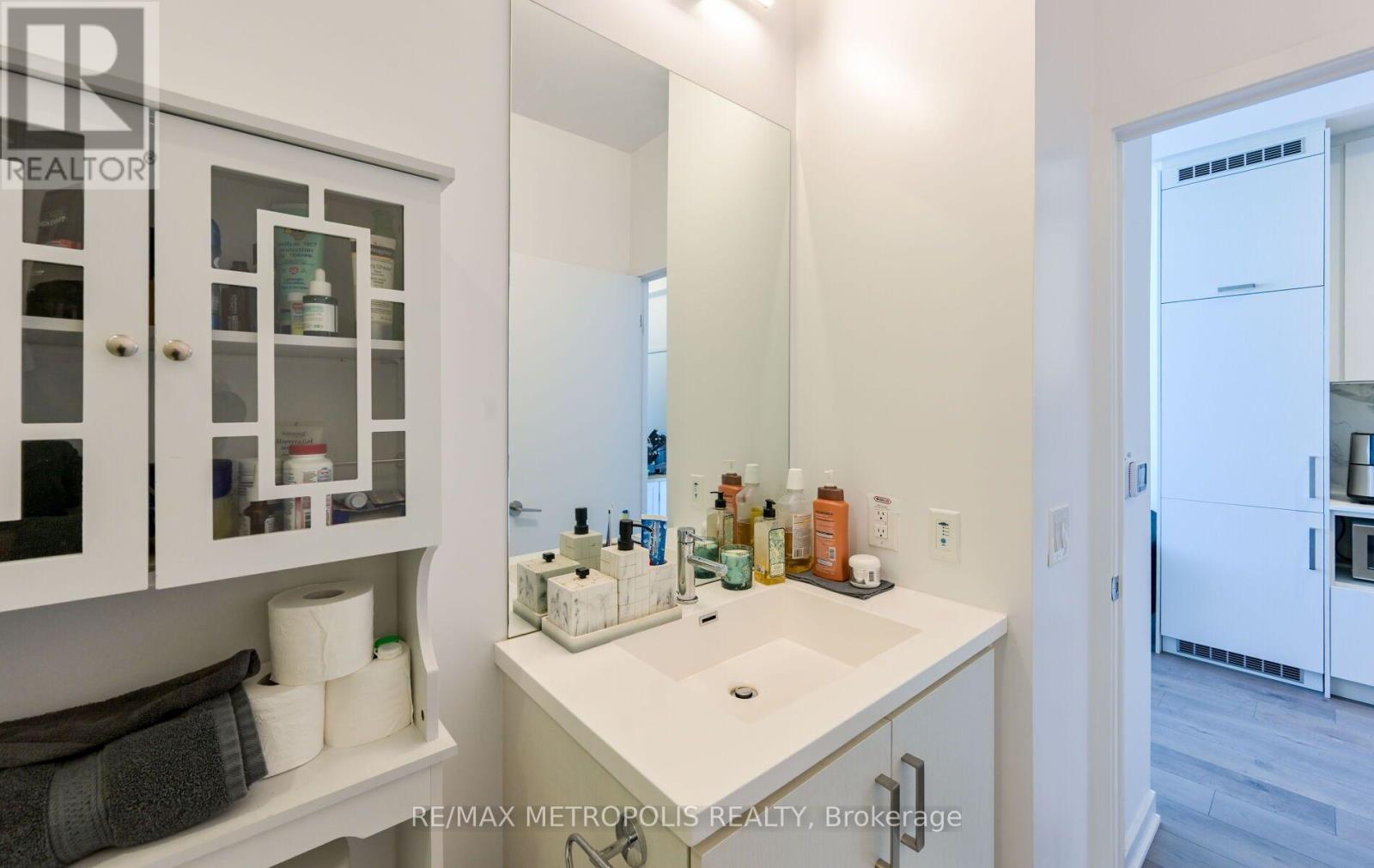 1601 - 60 Honeycrisp Crescent, Vaughan, Ontario  L4K 0N5 - Photo 31 - N13647572