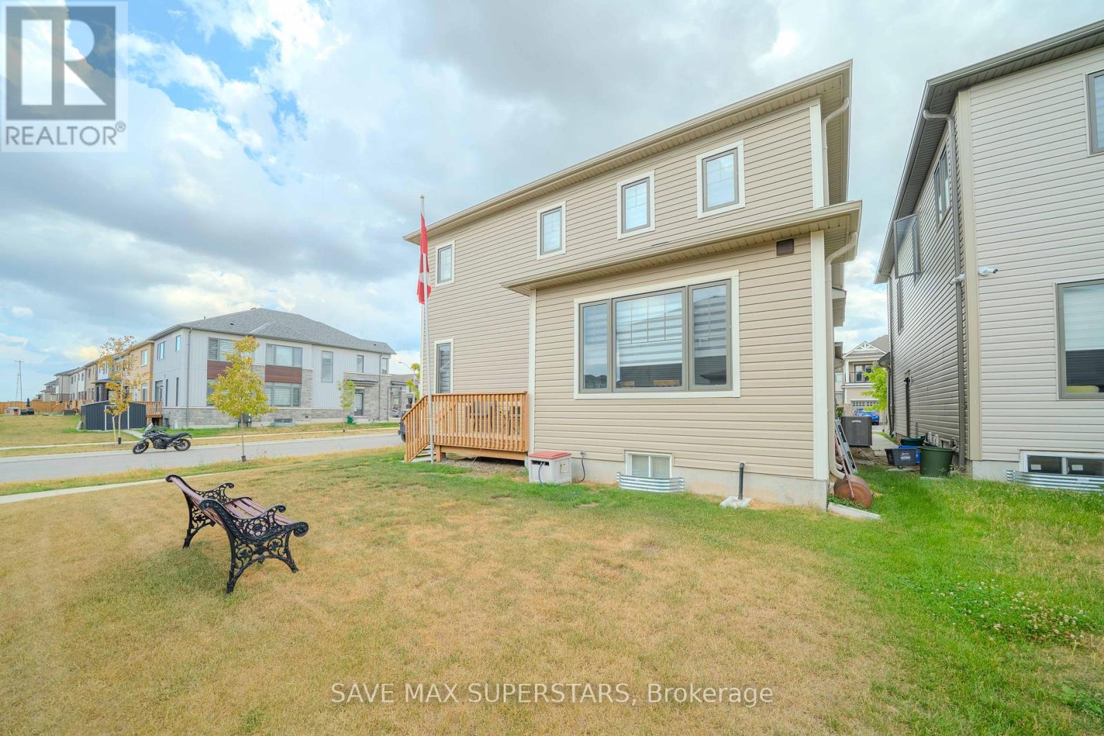 34 Bannister Road, Barrie, Ontario  L9J 0L5 - Photo 40 - S13647576