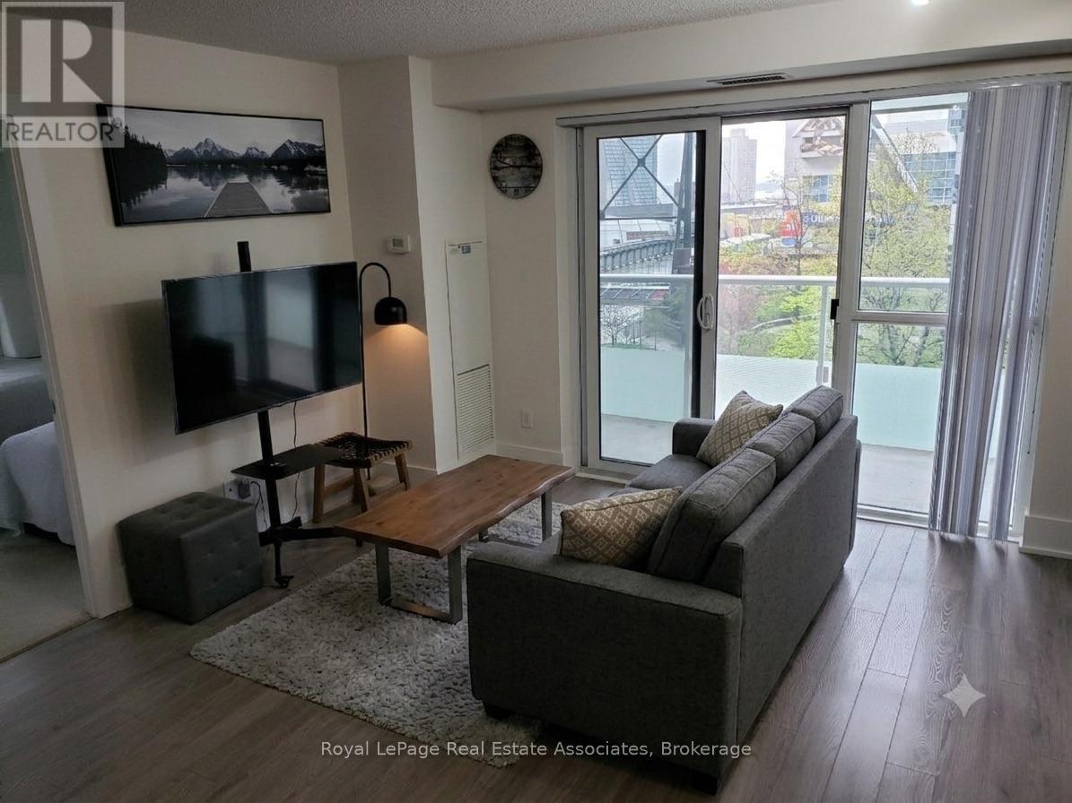 611 - 300 FRONT STREET W, Toronto, Ontario