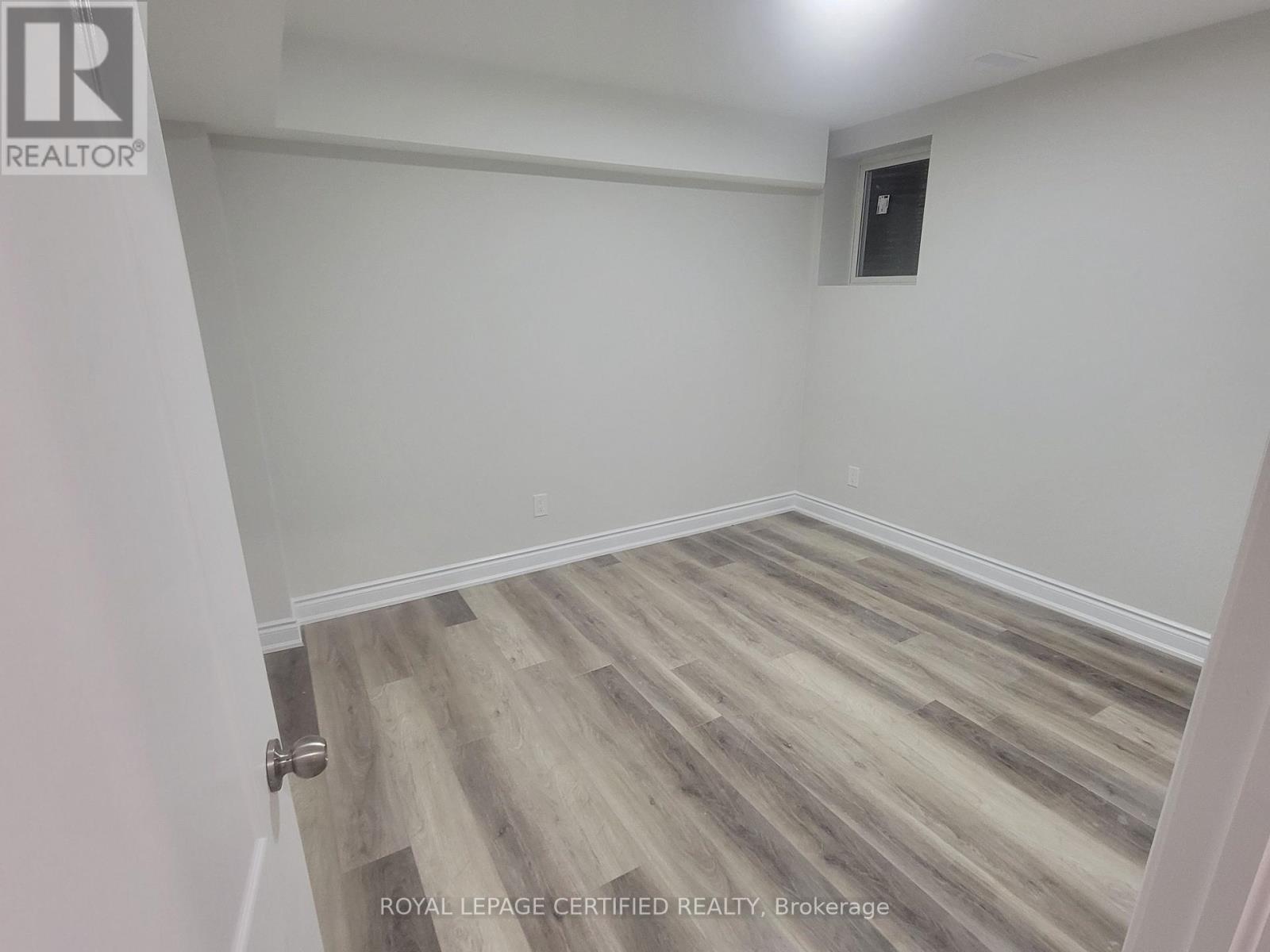 Bsmt - 8 Labrish Road, Brampton, Ontario  L7A 5C2 - Photo 4 - W13647528
