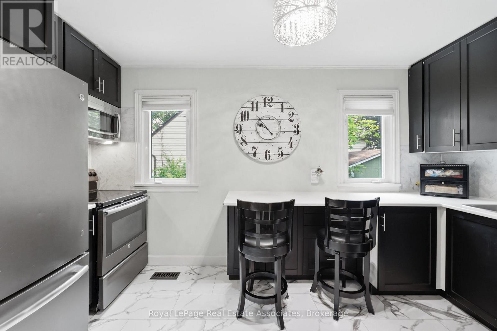 21 Ridgewood Avenue, Guelph, Ontario  N1H 6C3 - Photo 12 - X13559556