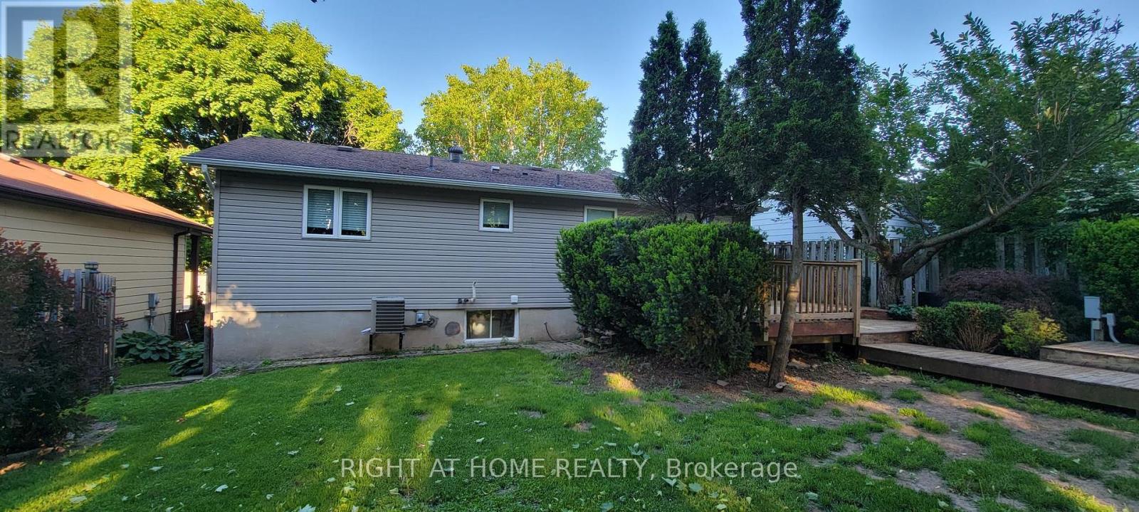 266 Gunn Avenue, Cambridge, Ontario  N3C 3E5 - Photo 24 - X13647550