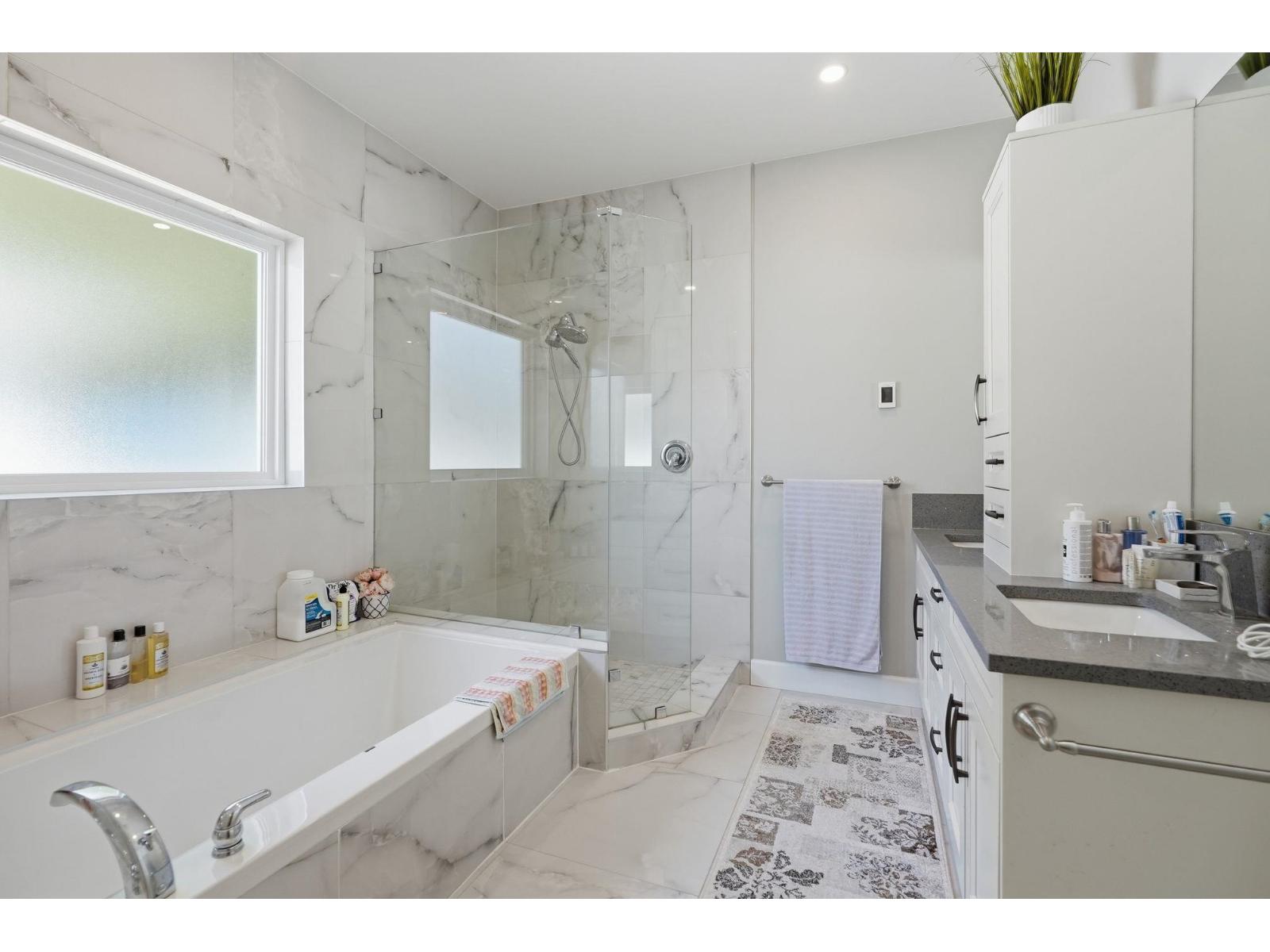11554 92a Avenue, Delta, British Columbia  V4C 3M7 - Photo 11 - R3146258