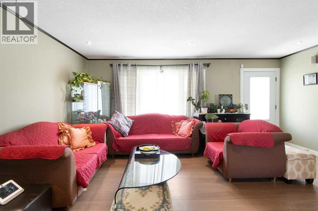 124 Maitland Drive NE, Calgary, Alberta  T2A 5A5 - Photo 19 - A2309594