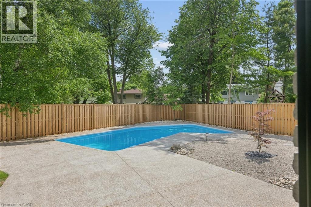 361 Coleridge Place, Waterloo, Ontario  N2L 2V7 - Photo 33 - 40842957