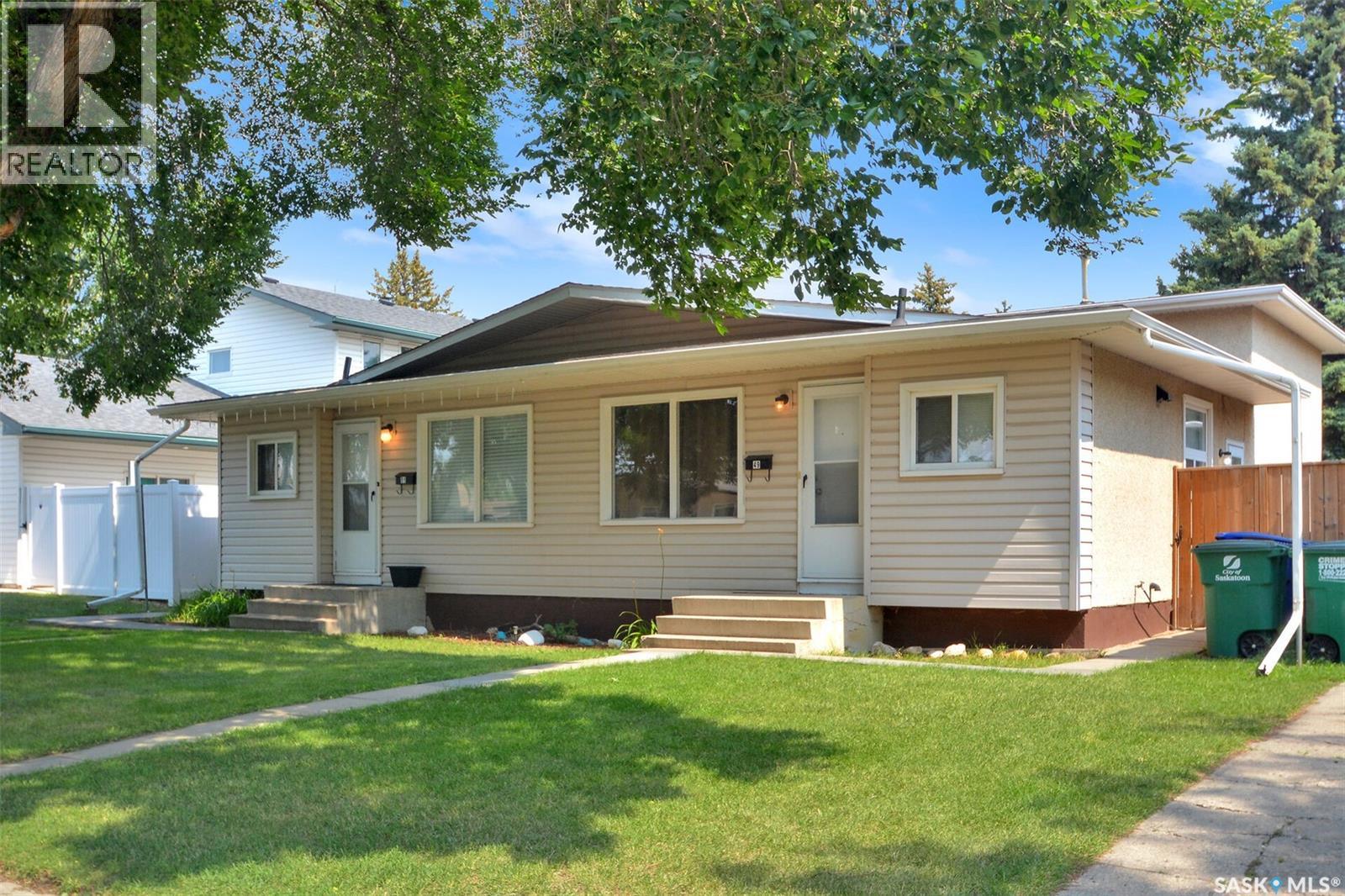 49-51 Carleton Drive, Saskatoon, Saskatchewan  S7H 3N9 - Photo 1 - SK044777