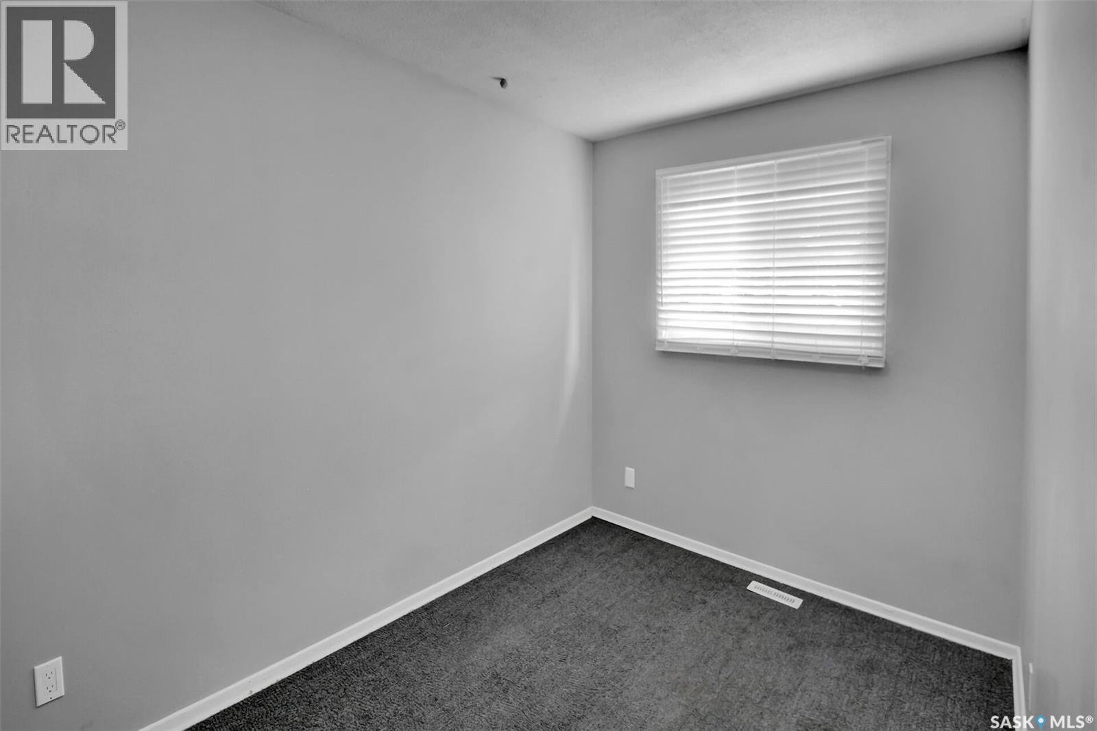 49-51 Carleton Drive, Saskatoon, Saskatchewan  S7H 3N9 - Photo 11 - SK044777