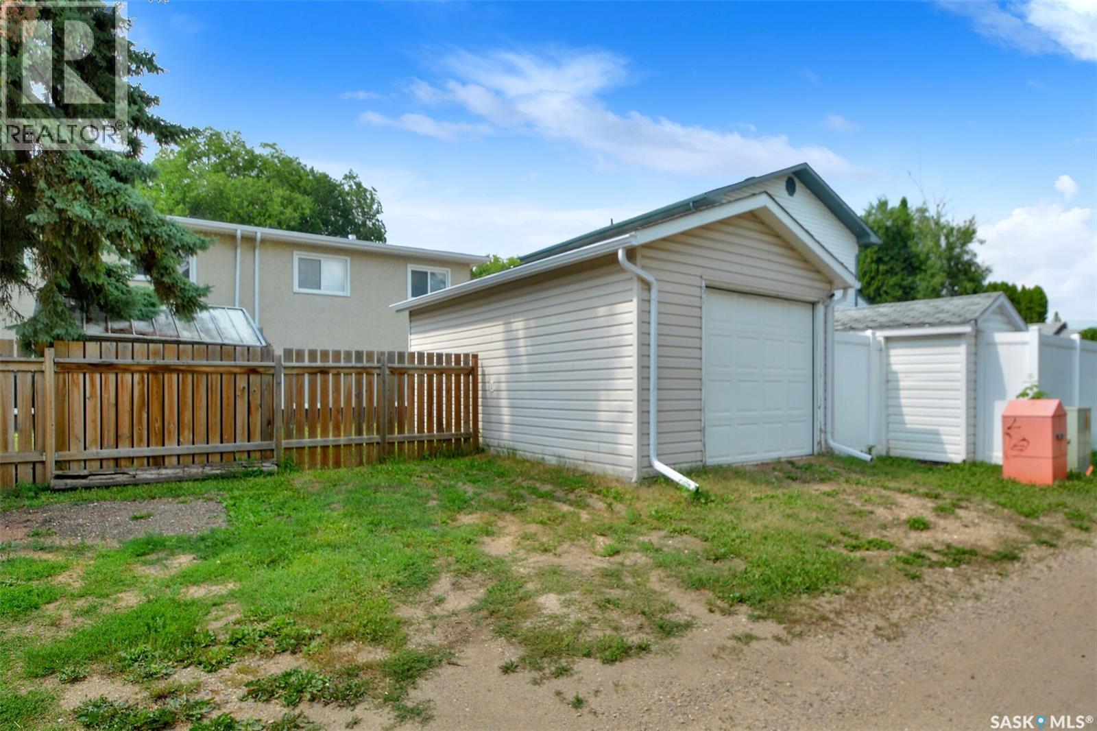 49-51 Carleton Drive, Saskatoon, Saskatchewan  S7H 3N9 - Photo 18 - SK044777