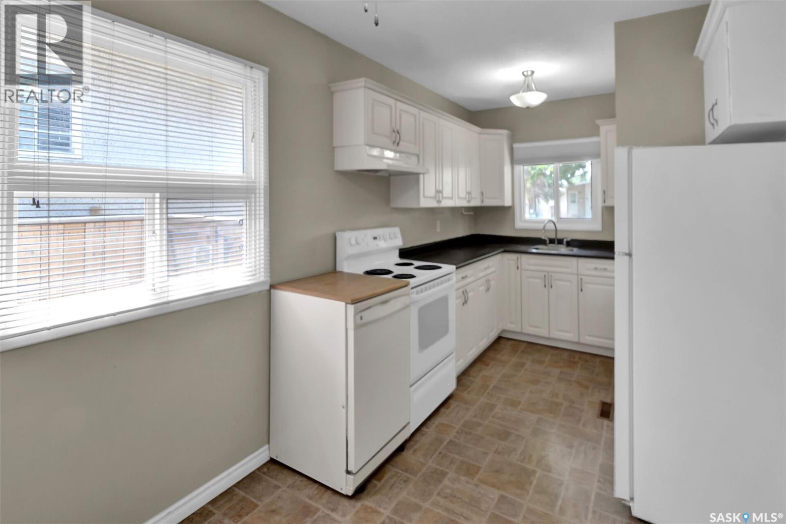 49-51 Carleton Drive, Saskatoon, Saskatchewan  S7H 3N9 - Photo 25 - SK044777